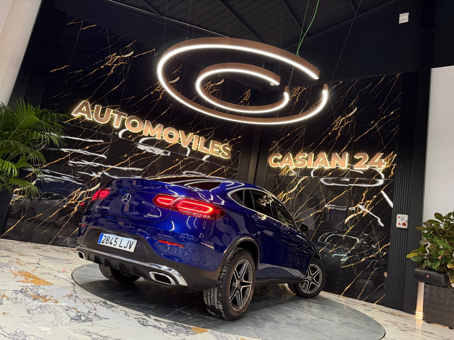 MERCEDES-BENZ GLC 200d 4MATIC AMG Motor MERCEDES CON CADENA