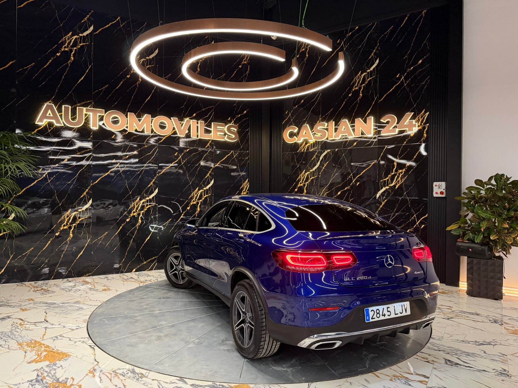 MERCEDES-BENZ GLC 200d 4MATIC AMG Motor MERCEDES CON CADENA