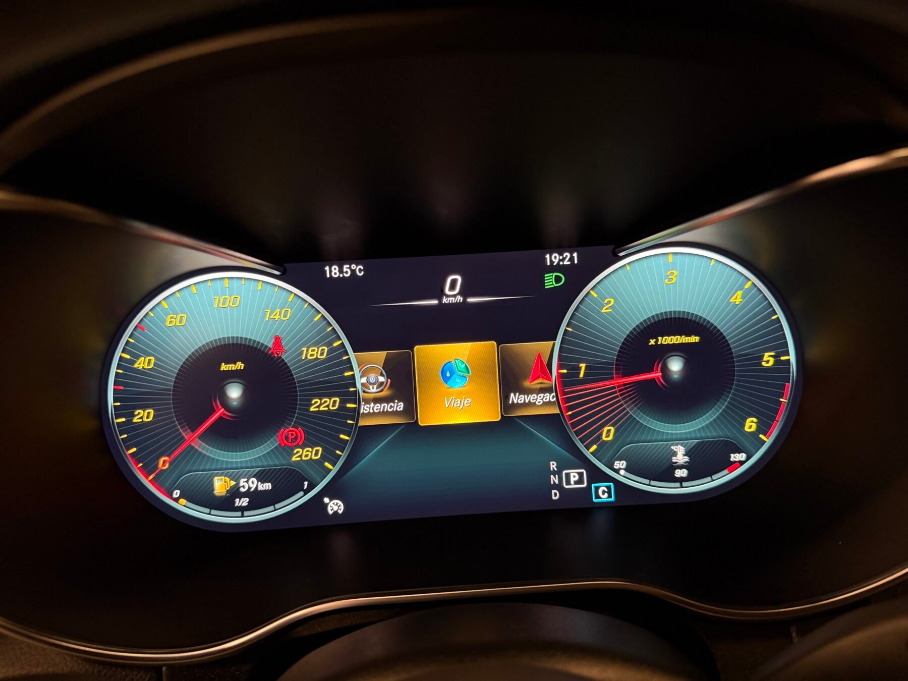 MERCEDES-BENZ GLC 200d 4MATIC AMG Motor MERCEDES CON CADENA