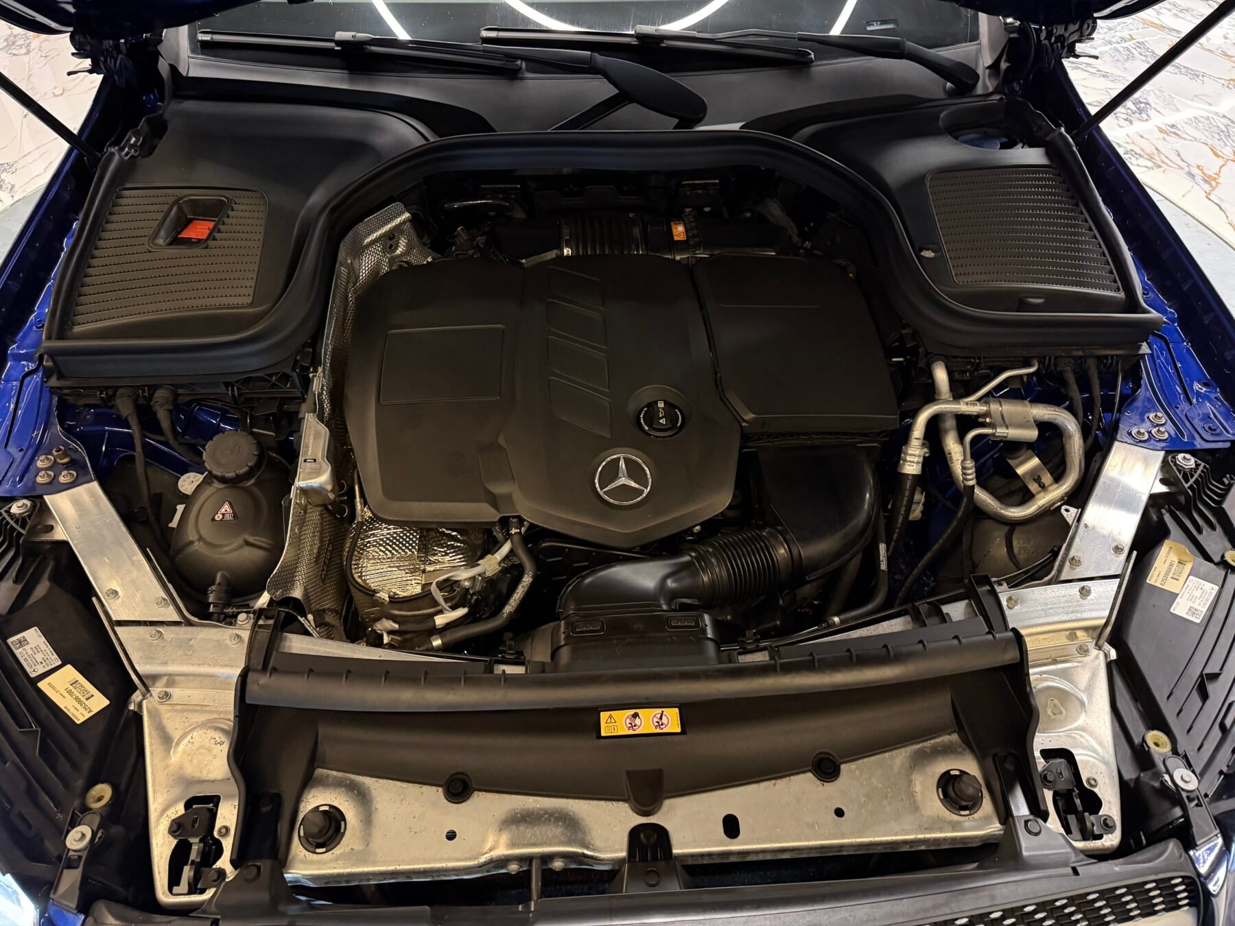 MERCEDES-BENZ GLC 200d 4MATIC AMG Motor MERCEDES CON CADENA