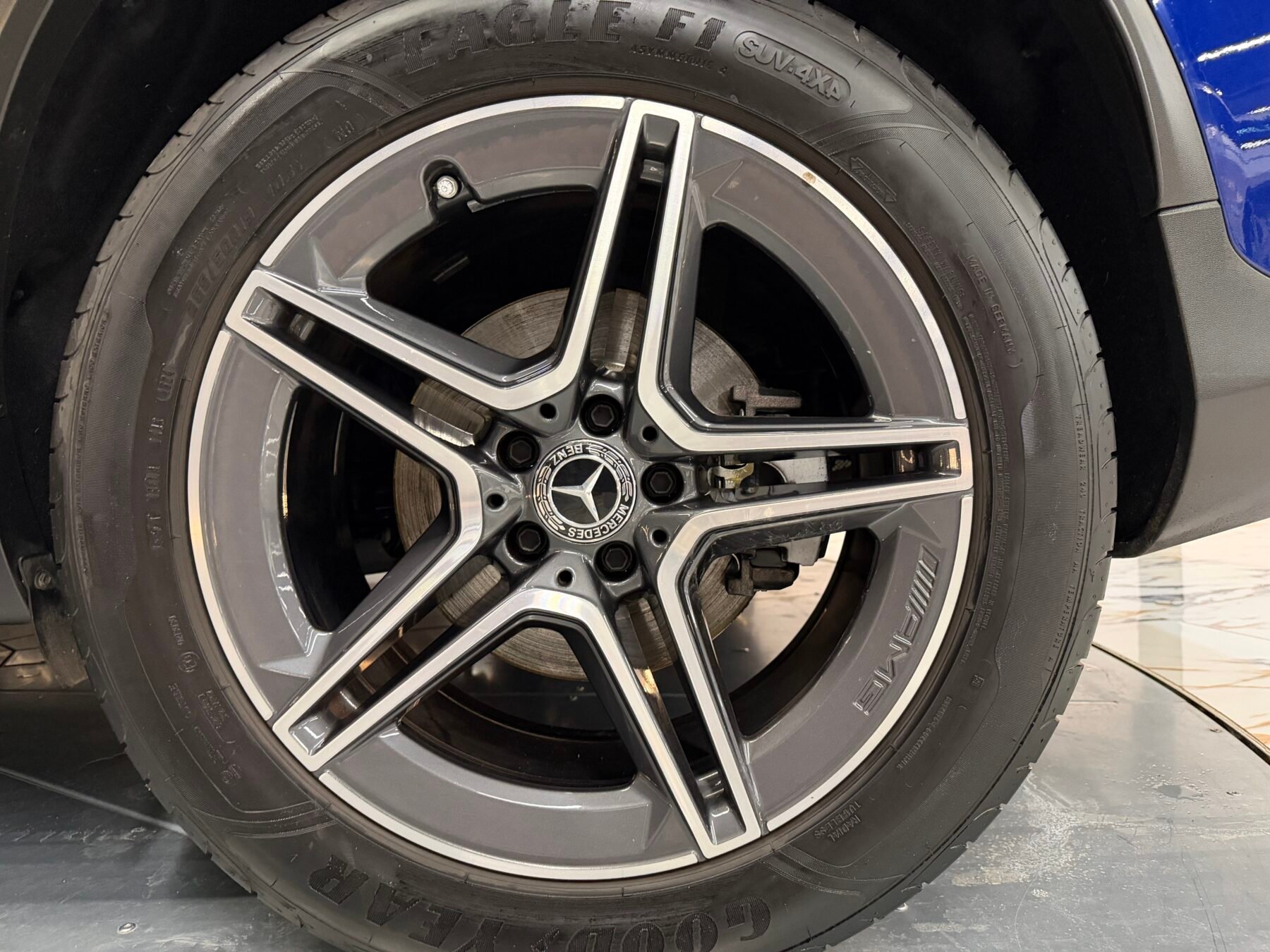 MERCEDES-BENZ GLC 200d 4MATIC AMG Motor MERCEDES CON CADENA