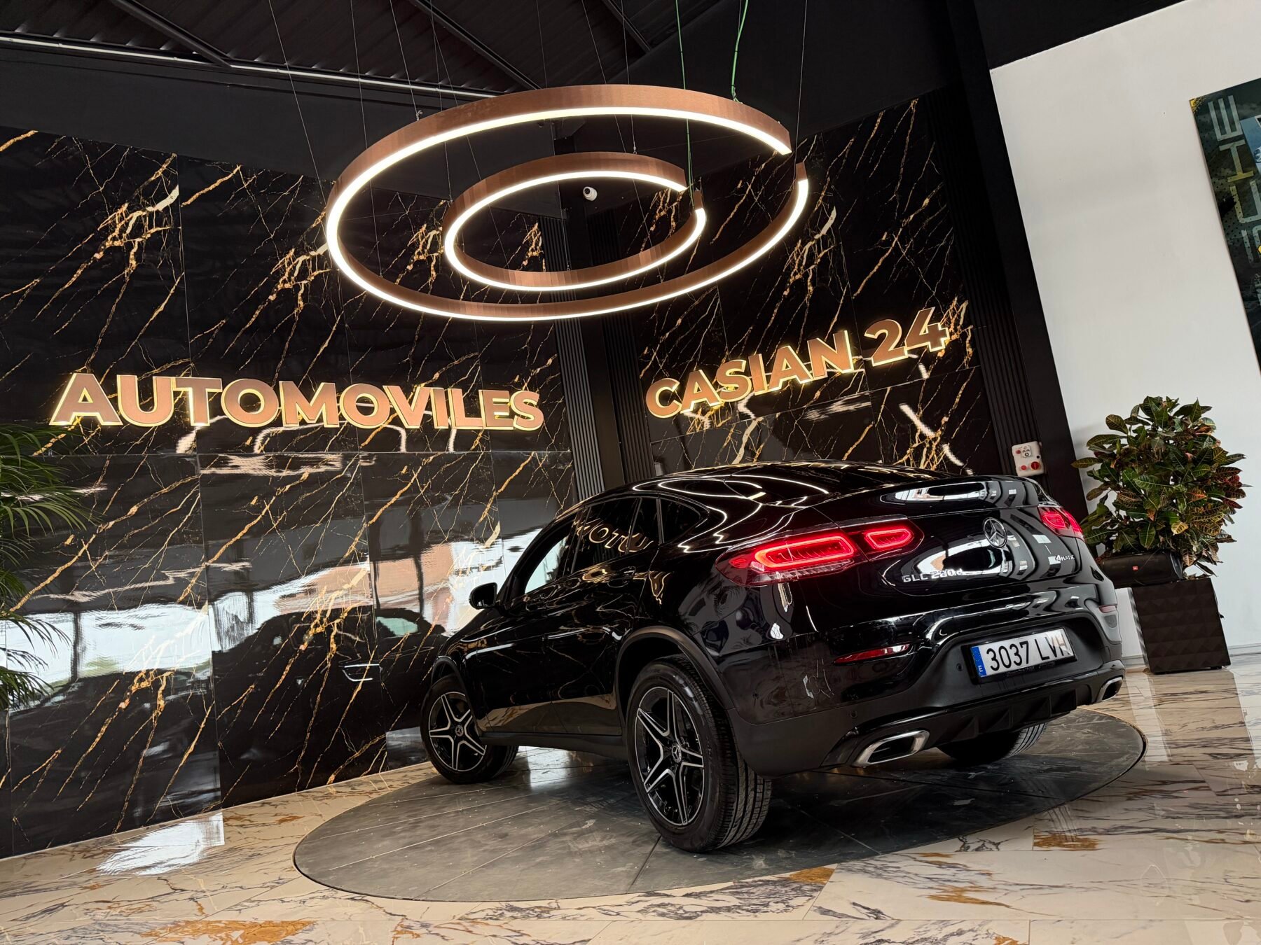 MERCEDES-BENZ  GLC Coupé GLC 220 d 4MATIC Motor MERCEDES CON CADENA