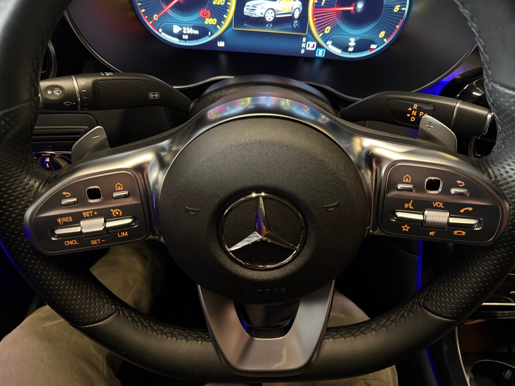 MERCEDES-BENZ  GLC Coupé GLC 220 d 4MATIC Motor MERCEDES CON CADENA