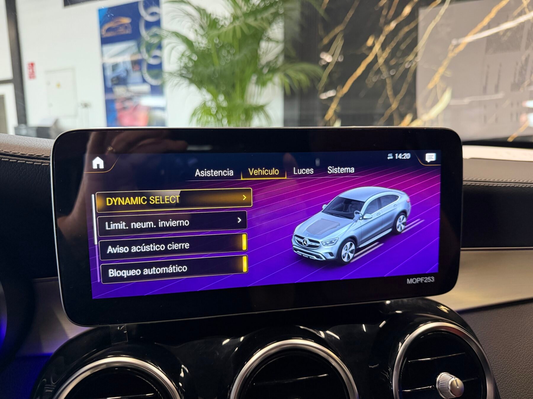 MERCEDES-BENZ  GLC Coupé GLC 220 d 4MATIC Motor MERCEDES CON CADENA