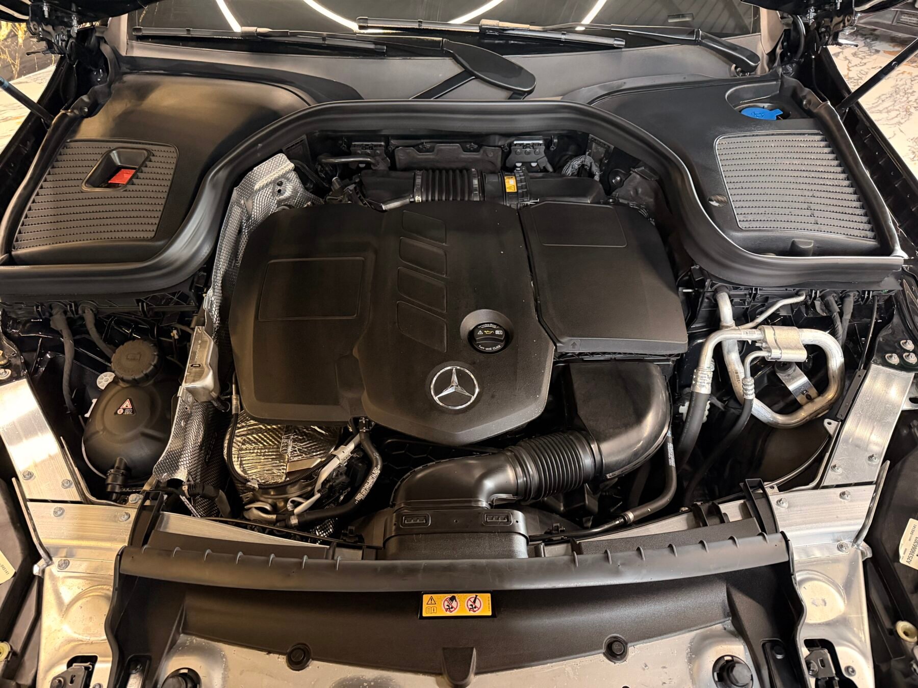 MERCEDES-BENZ  GLC Coupé GLC 220 d 4MATIC Motor MERCEDES CON CADENA