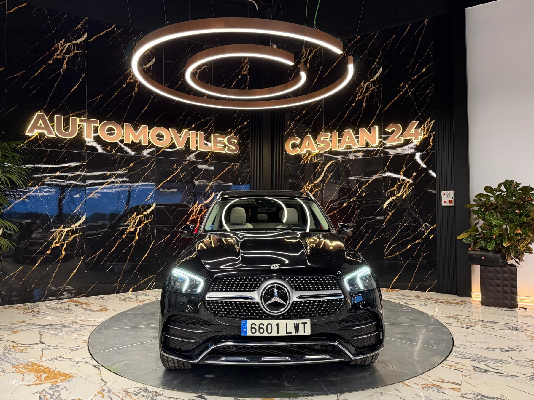 MERCEDES-BENZ MERCEDES-BENZ GLE GLE 300 d 4MATIC Motor MERCEDES CON CADENA