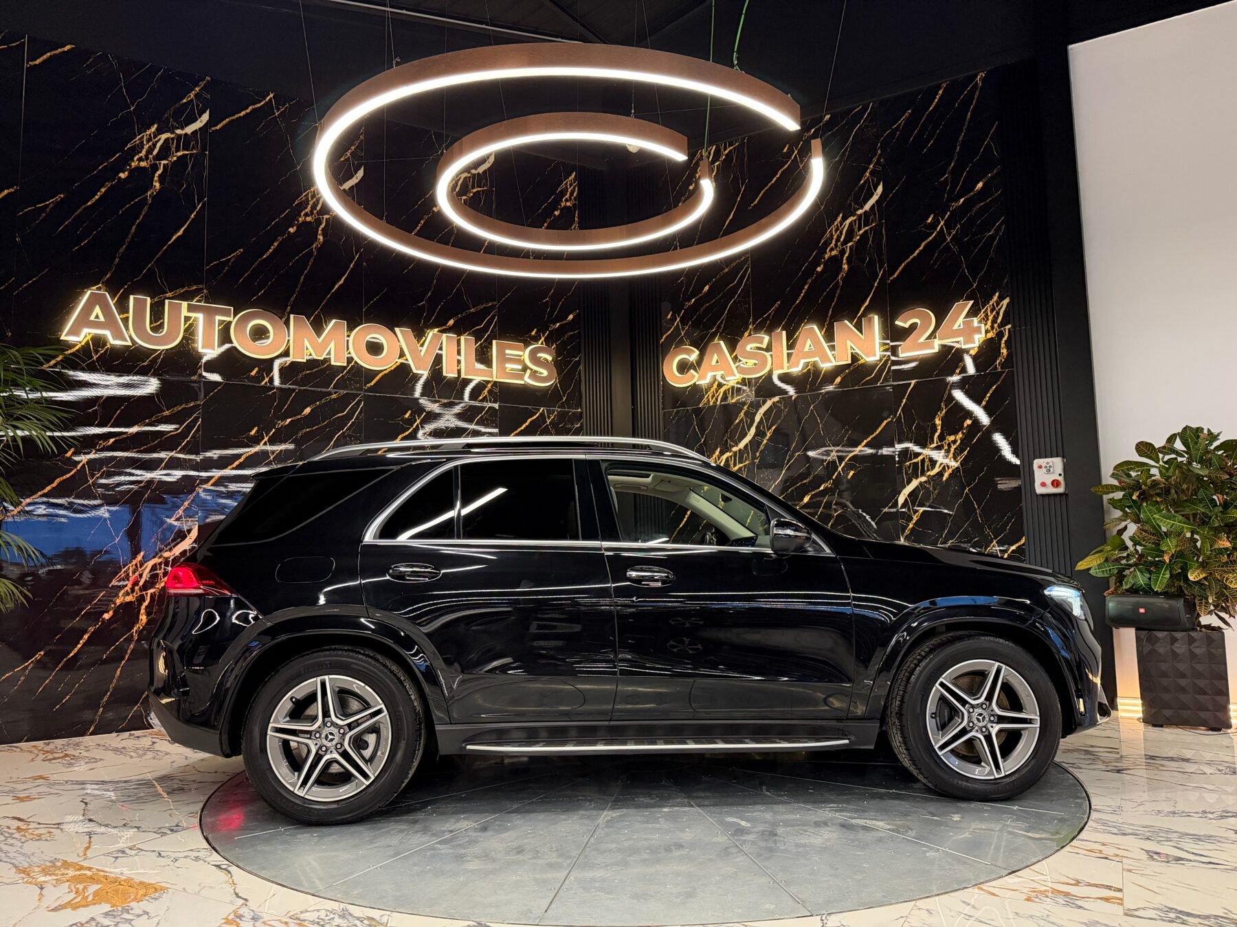 MERCEDES-BENZ MERCEDES-BENZ GLE GLE 300 d 4MATIC Motor MERCEDES CON CADENA