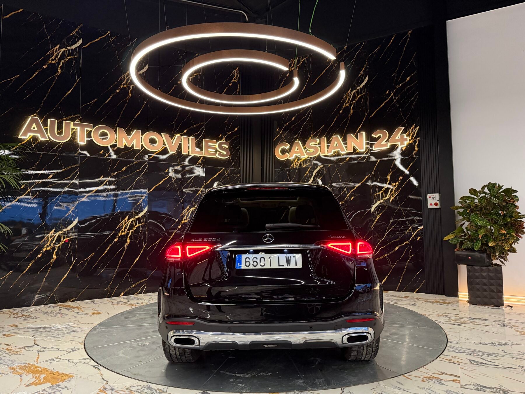 MERCEDES-BENZ MERCEDES-BENZ GLE GLE 300 d 4MATIC Motor MERCEDES CON CADENA