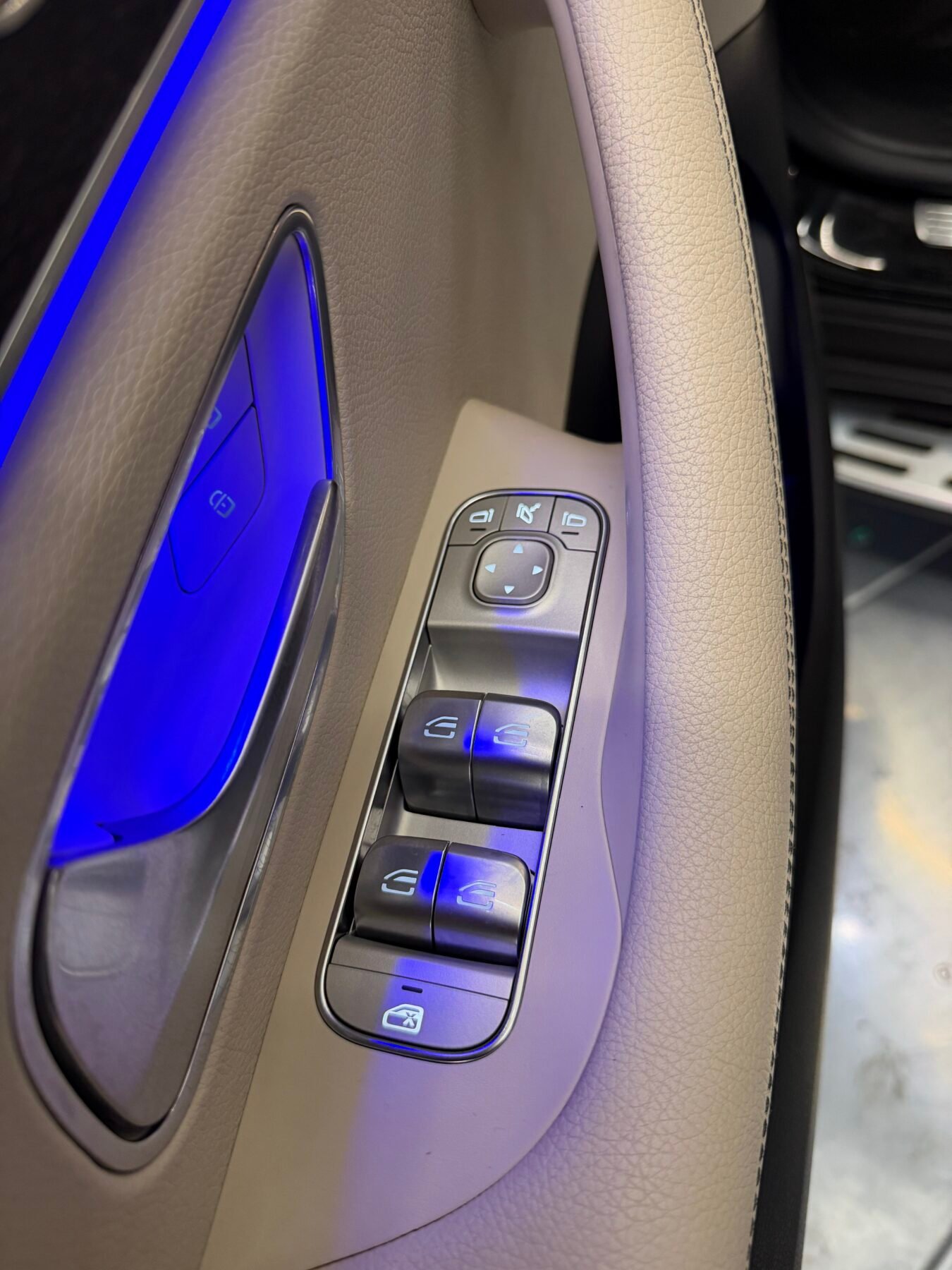 MERCEDES-BENZ MERCEDES-BENZ GLE GLE 300 d 4MATIC Motor MERCEDES CON CADENA