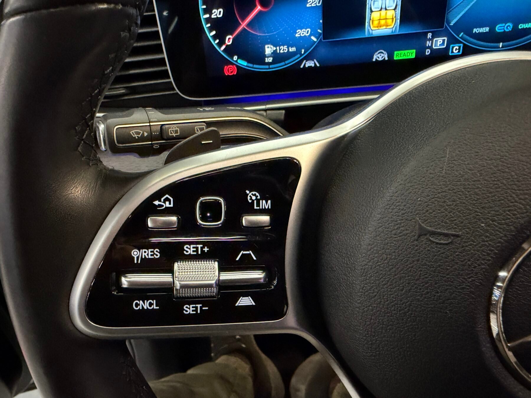 MERCEDES-BENZ MERCEDES-BENZ GLE GLE 300 d 4MATIC Motor MERCEDES CON CADENA