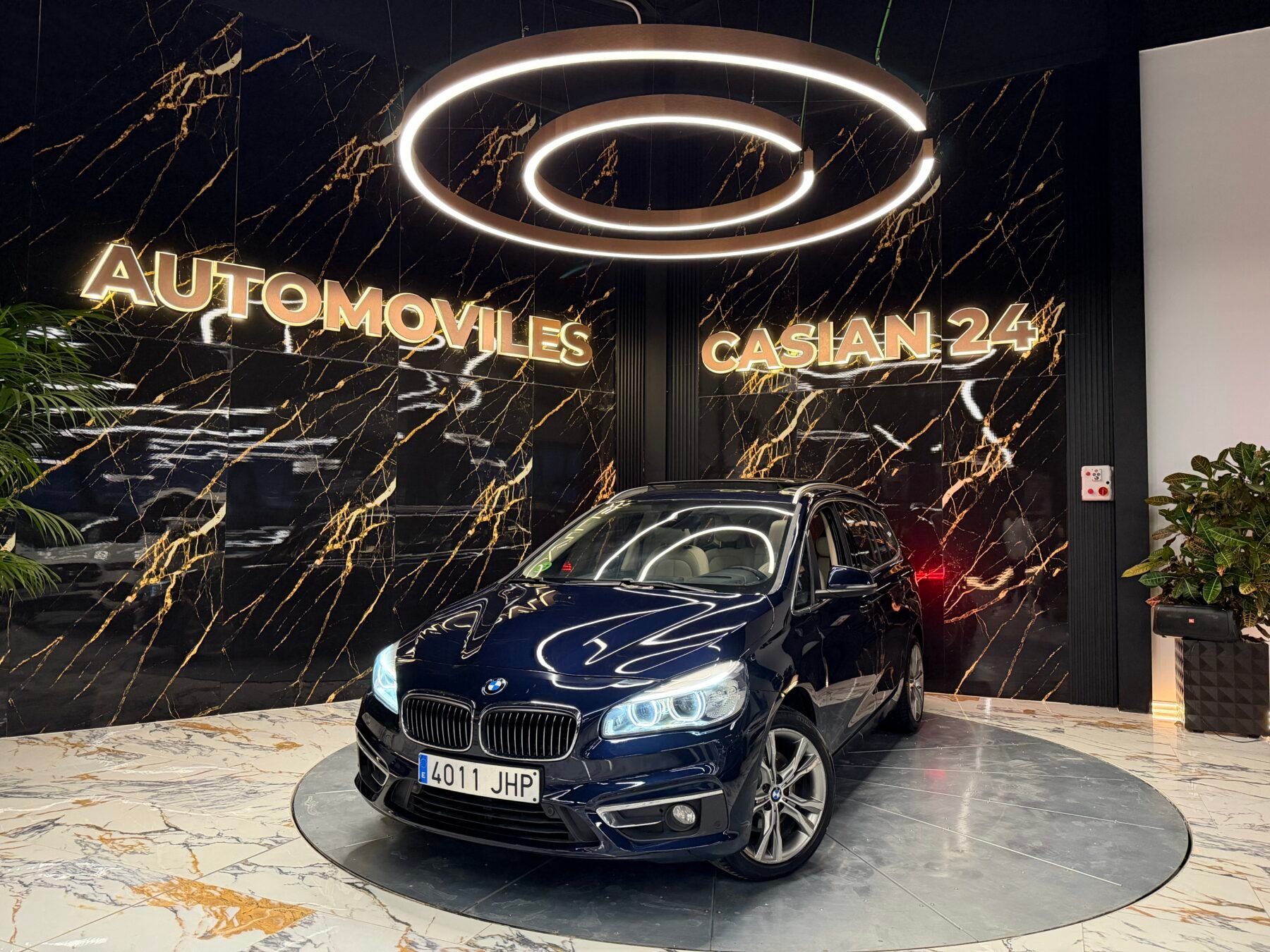 BMW Serie 2 Gran Tourer 2.0d 150CV 7Plazas Mercedes con CADENA