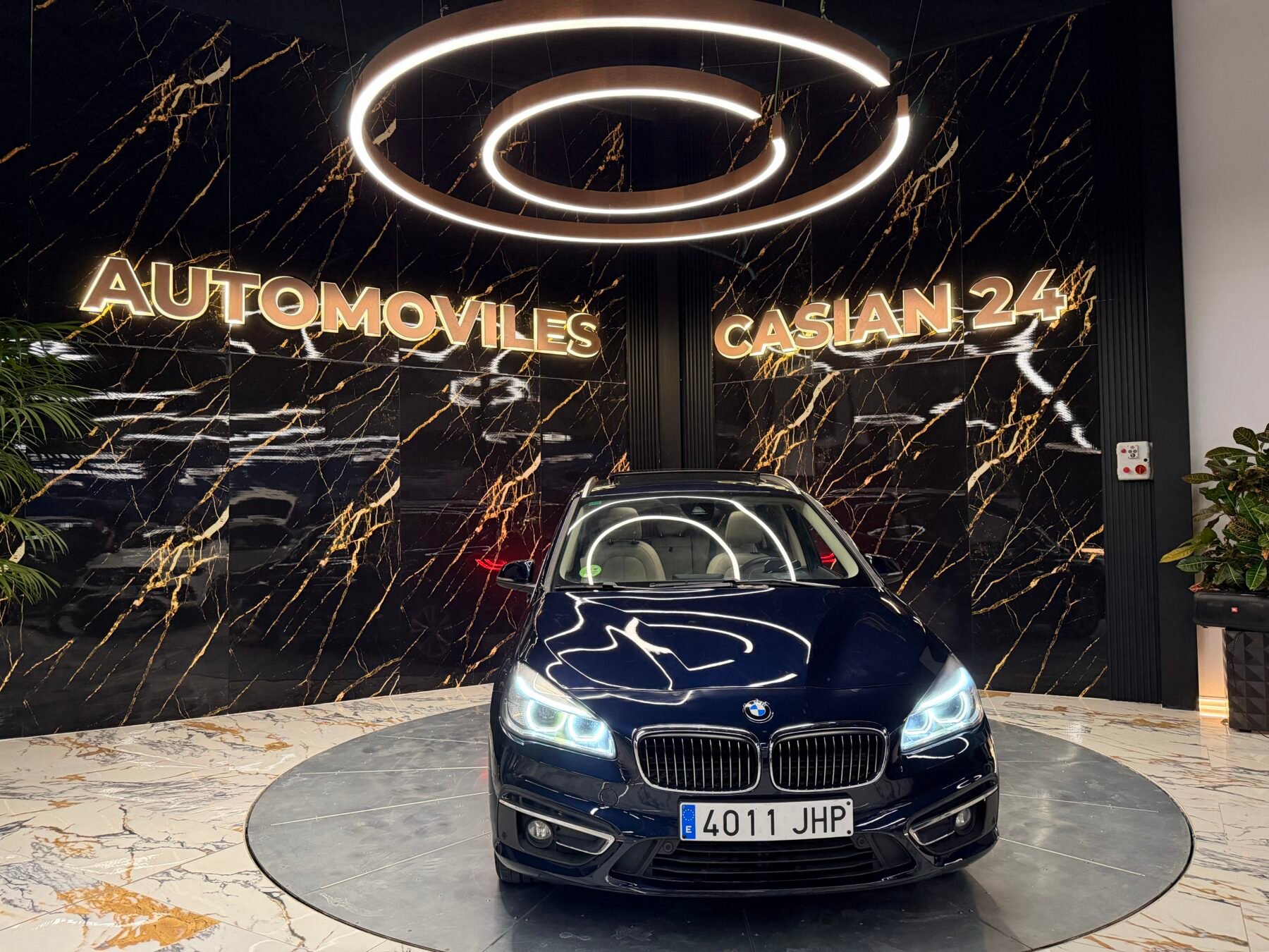 BMW Serie 2 Gran Tourer 2.0d 150CV 7Plazas Mercedes con CADENA