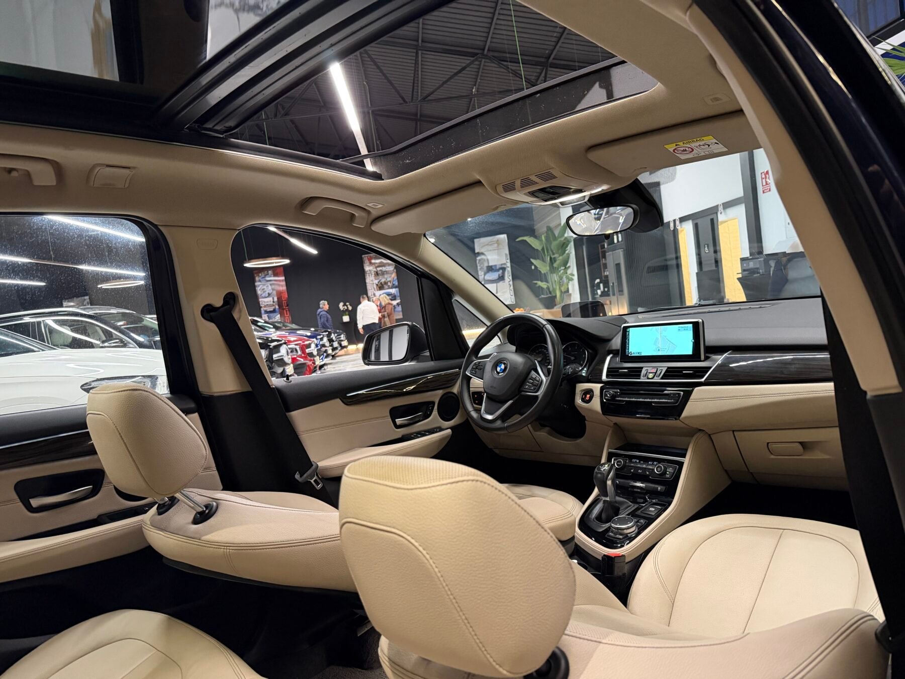 BMW Serie 2 Gran Tourer 2.0d 150CV 7Plazas Mercedes con CADENA