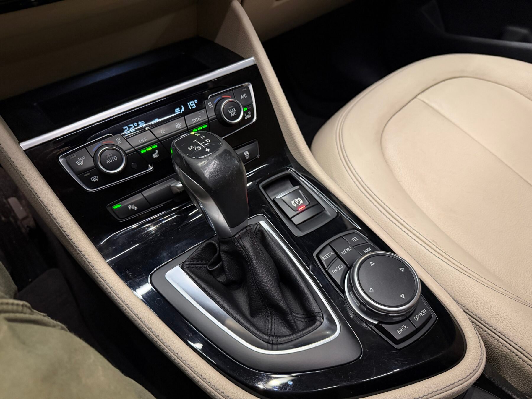 BMW Serie 2 Gran Tourer 2.0d 150CV 7Plazas Mercedes con CADENA