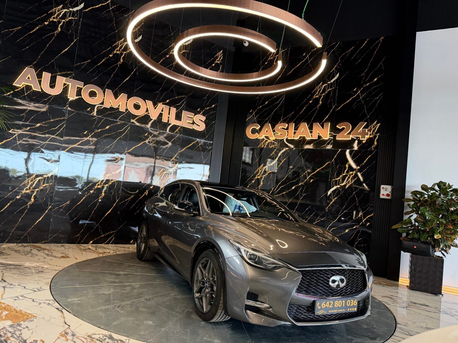 INFINITI Q30S 2.2D 170CV Motor MERCEDES con CADENASPORT EDITION 7G AWD