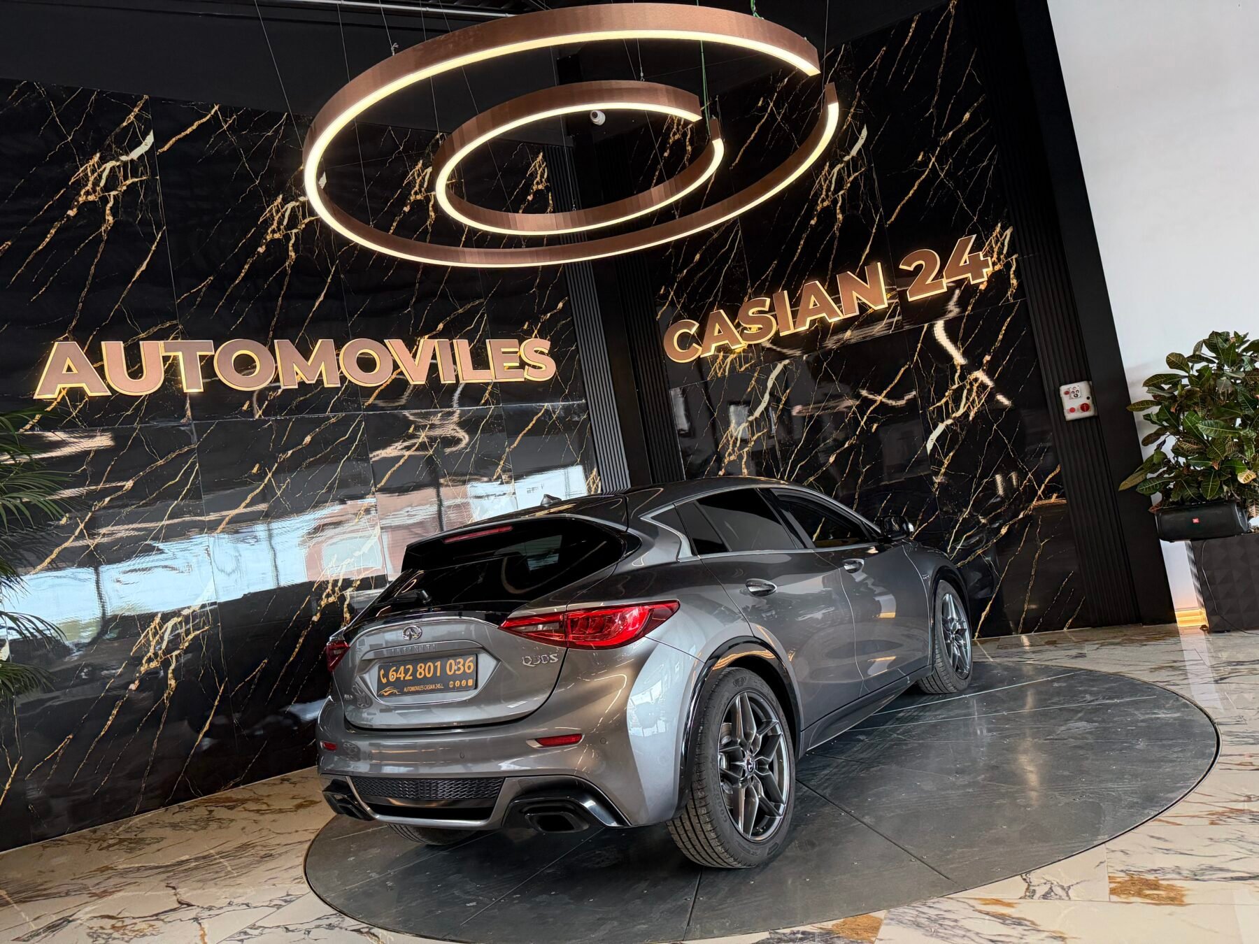 INFINITI Q30S 2.2D 170CV Motor MERCEDES con CADENASPORT EDITION 7G AWD