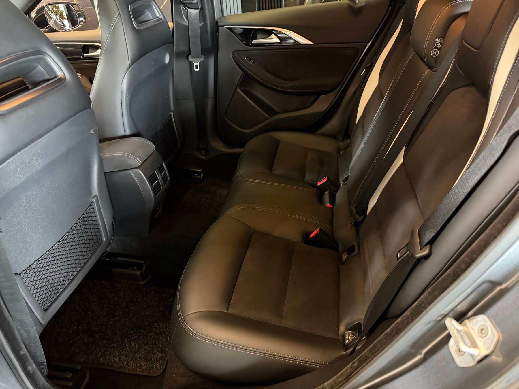 INFINITI Q30S 2.2D 170CV Motor MERCEDES con CADENASPORT EDITION 7G AWD