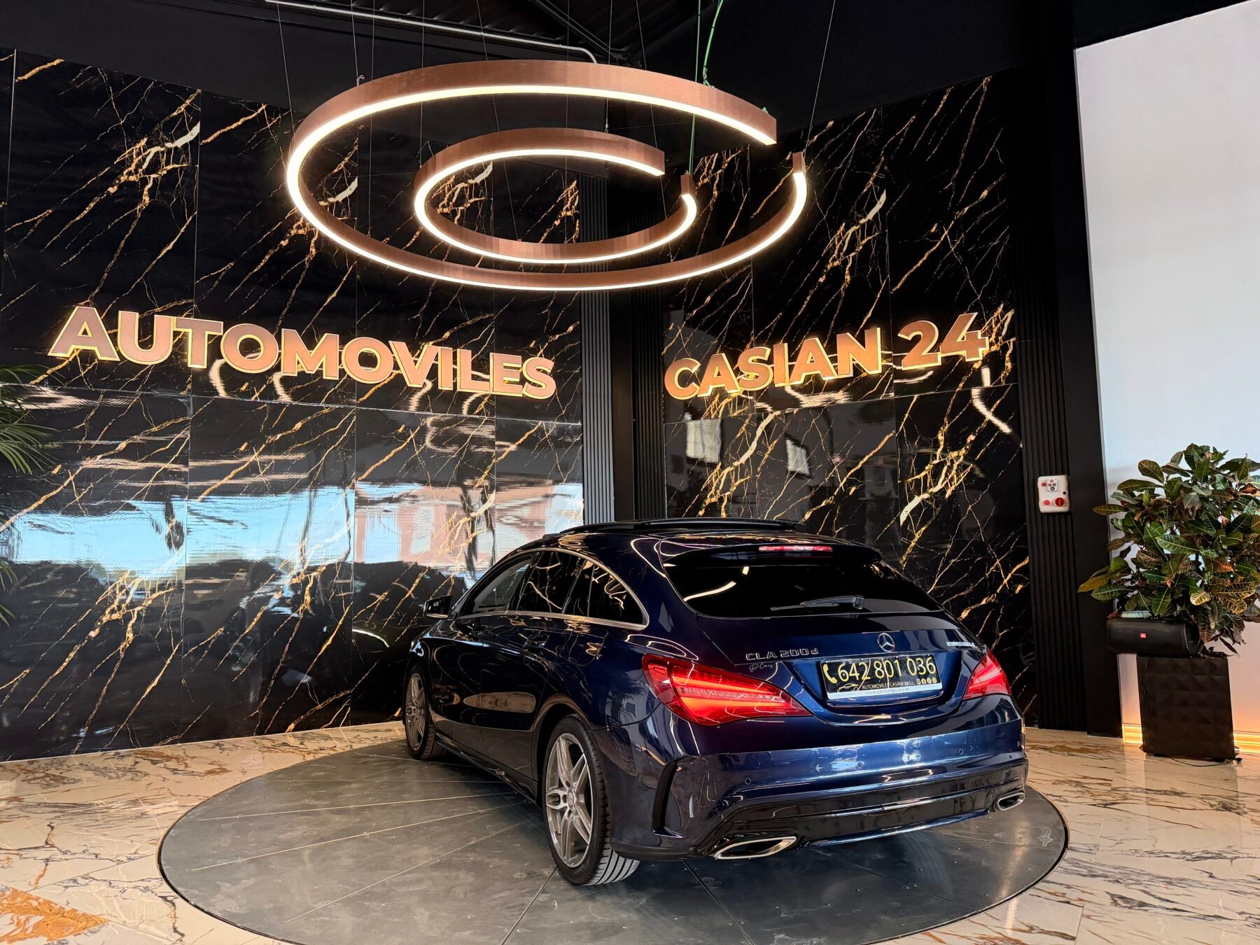 MERCEDES-BENZ CLA 200d 136CV Motor 2.2 Mercedes con CADENA Shooting Brake