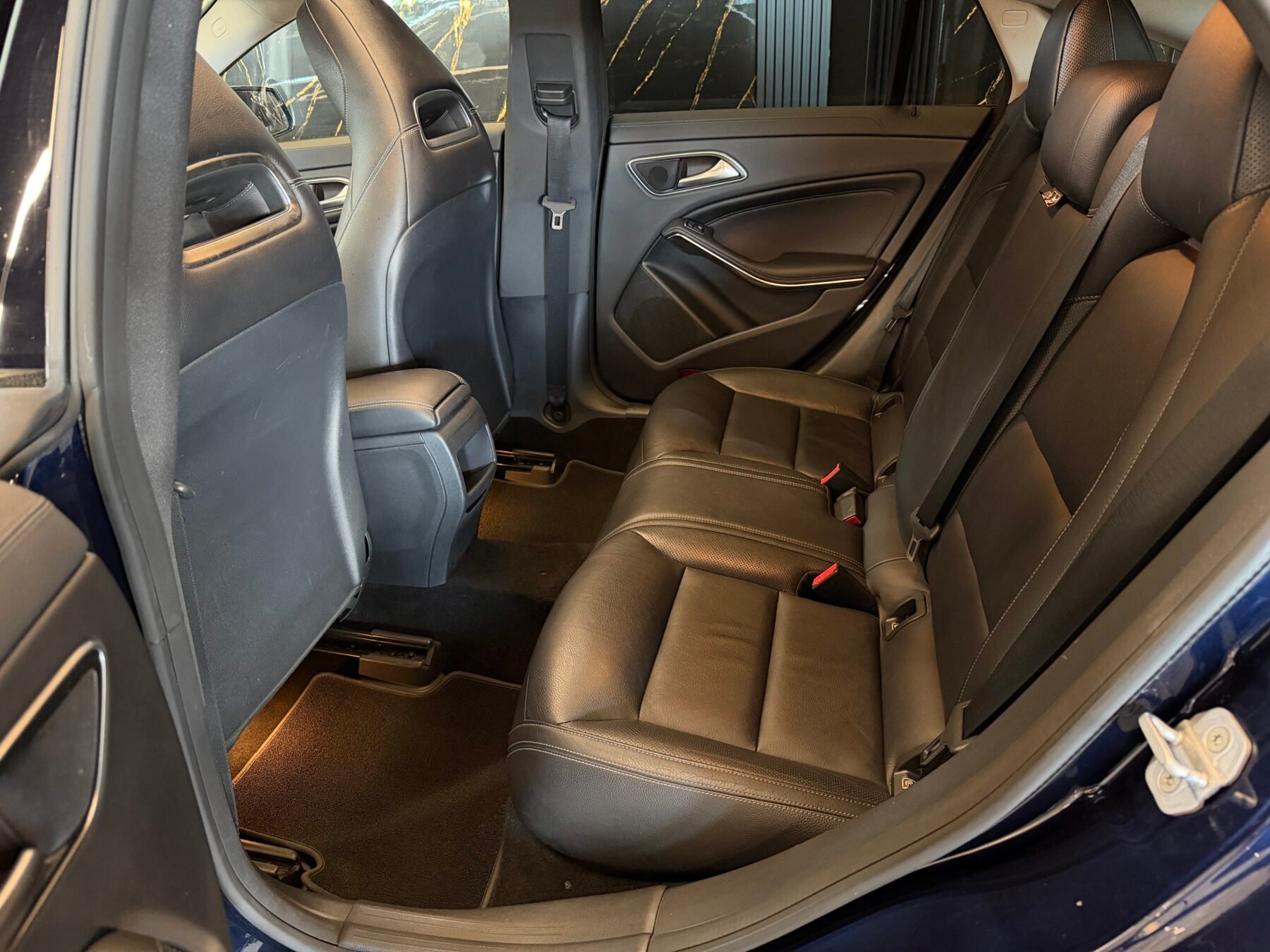 MERCEDES-BENZ CLA 200d 136CV Motor 2.2 Mercedes con CADENA Shooting Brake