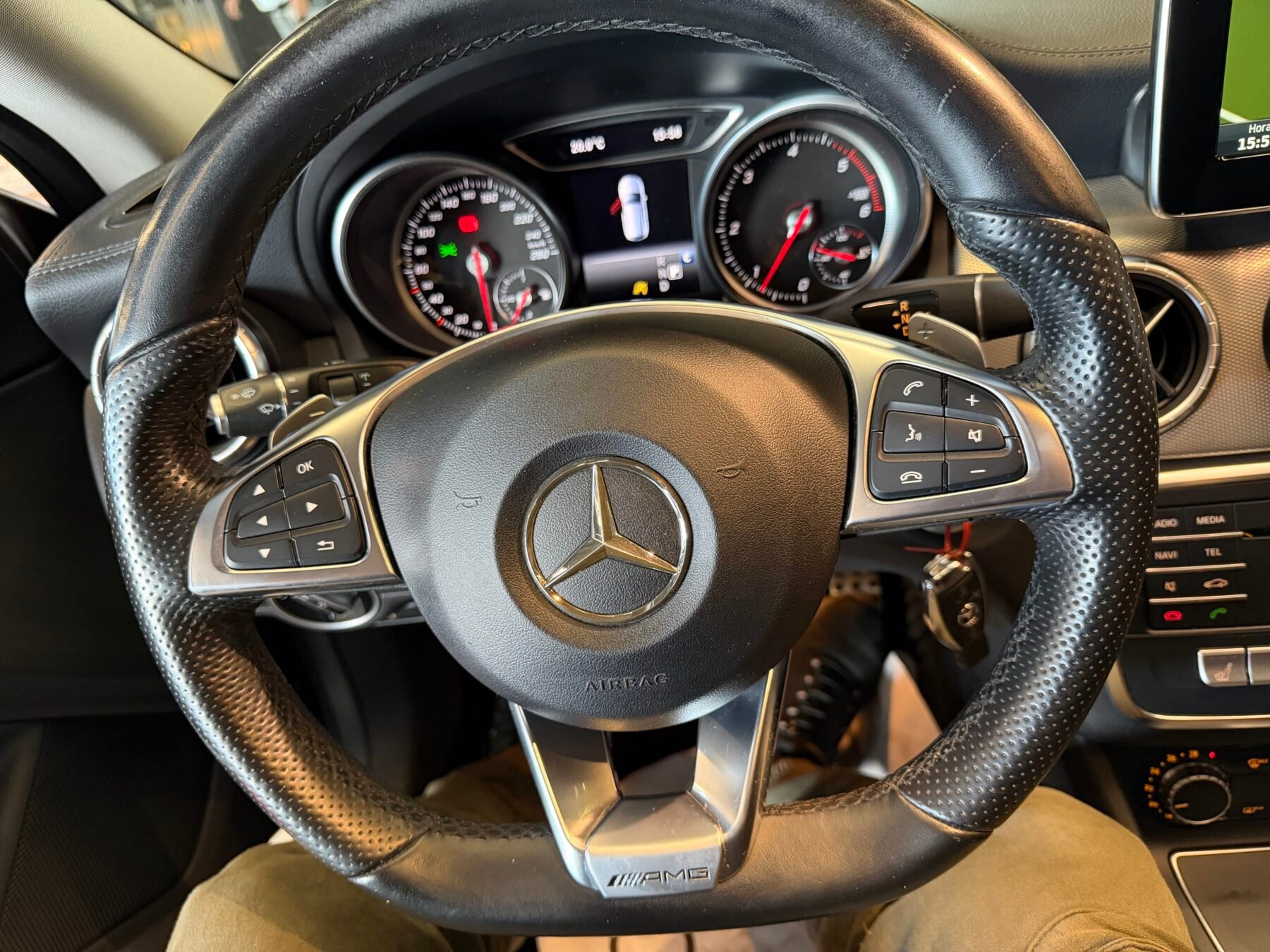 MERCEDES-BENZ CLA 200d 136CV Motor 2.2 Mercedes con CADENA Shooting Brake