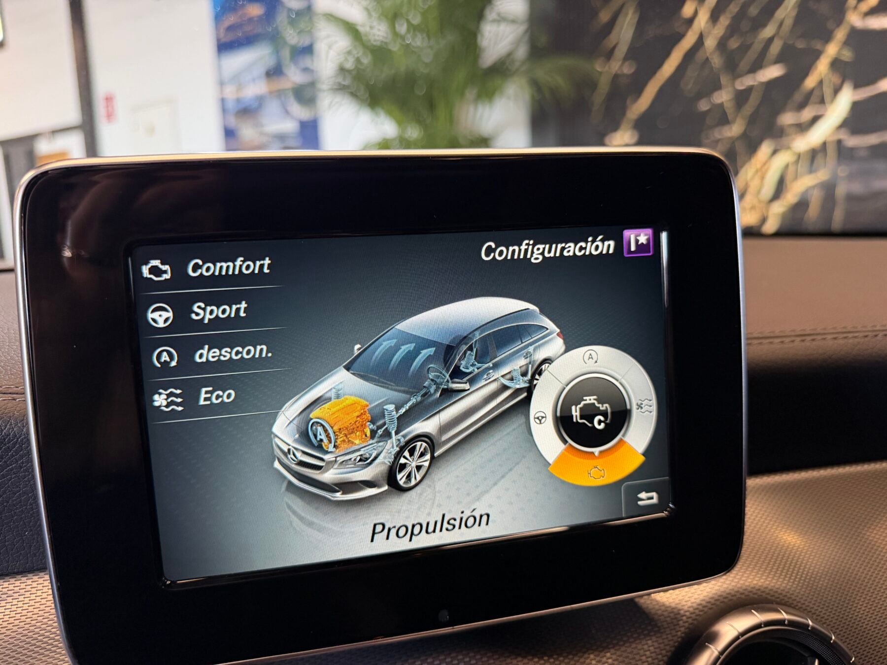 MERCEDES-BENZ CLA 200d 136CV Motor 2.2 Mercedes con CADENA Shooting Brake