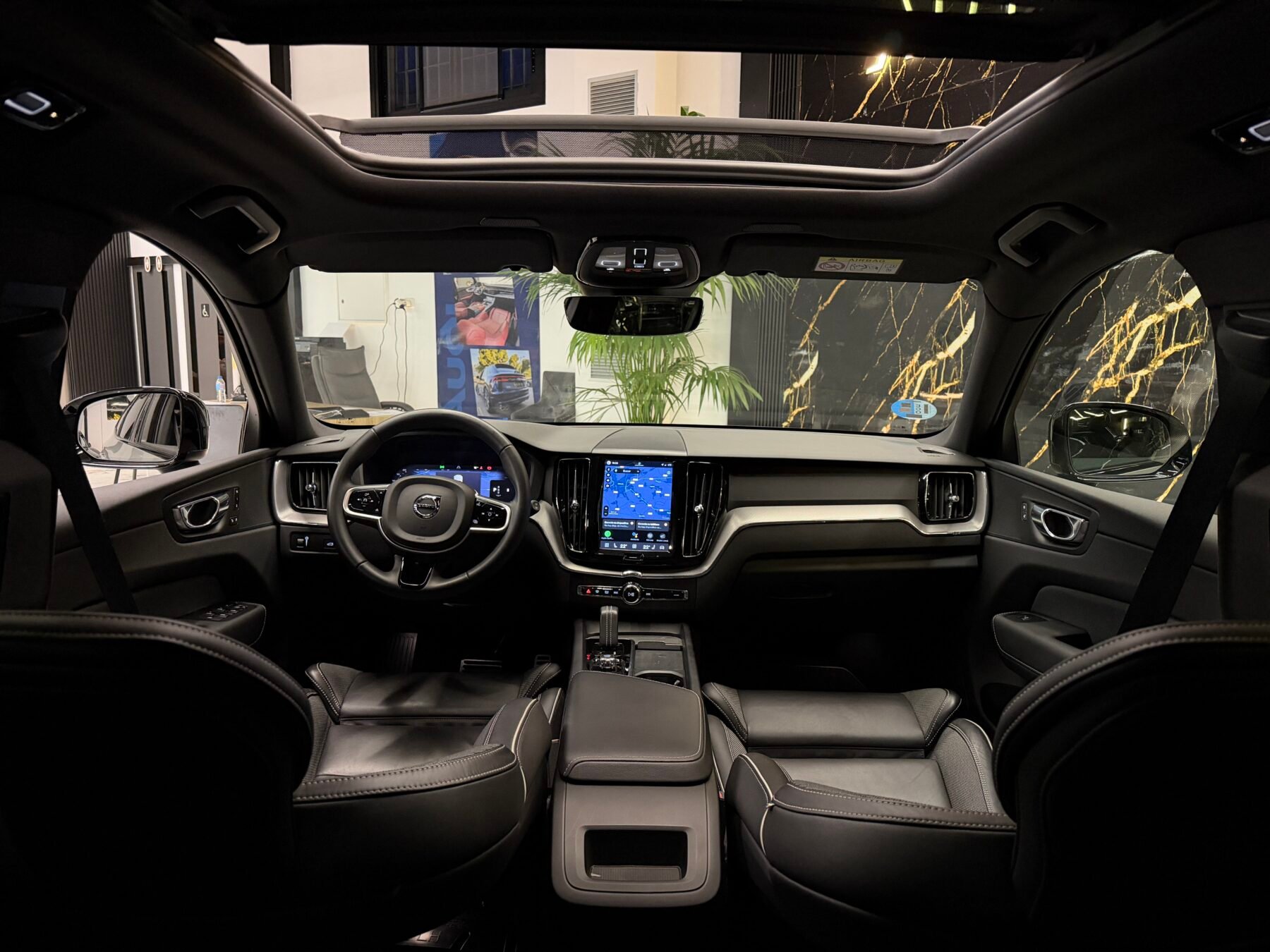 VOLVO  XC60 2.0 B4 D Ultimate Dark Auto FUL IMPOLUTO