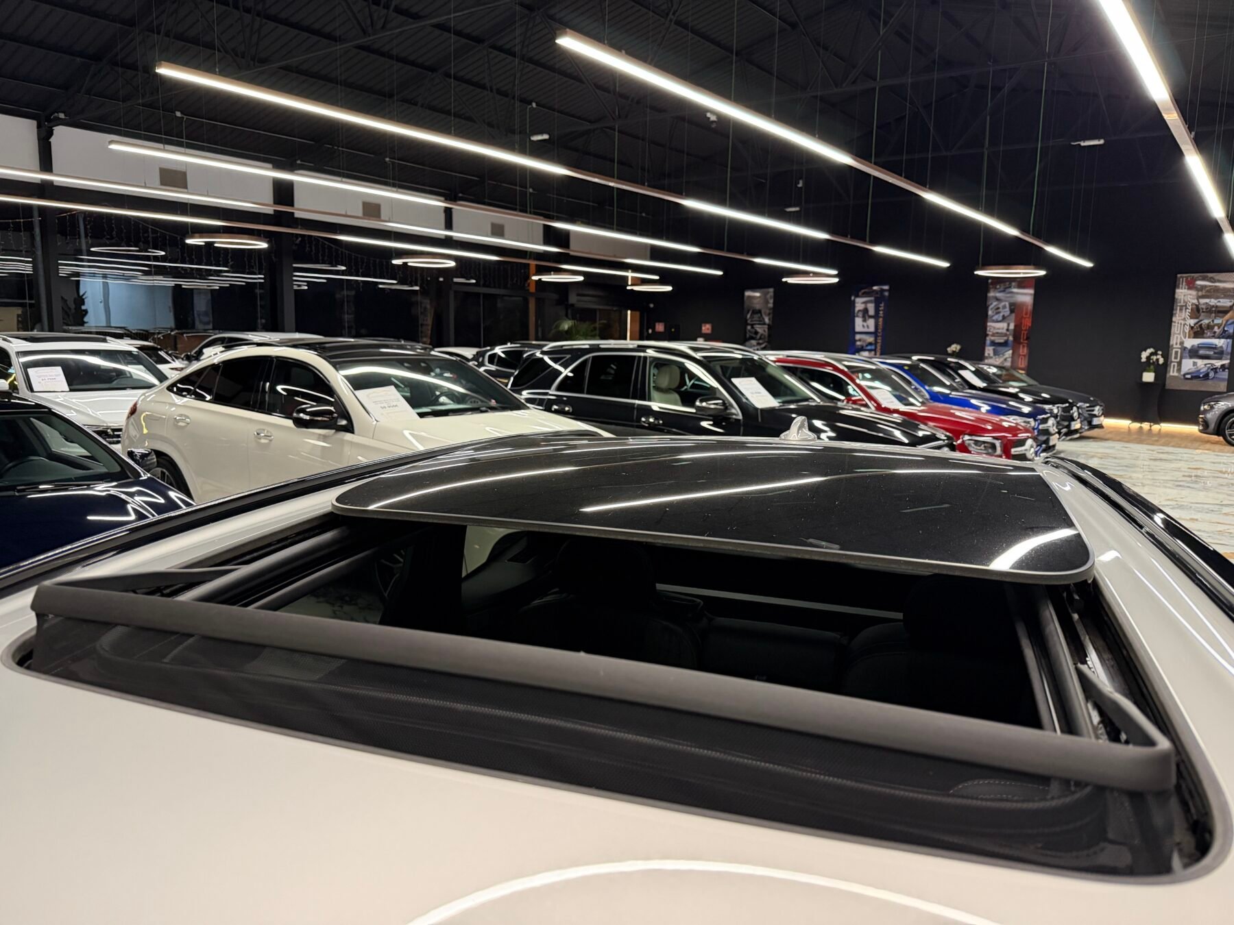 VOLVO  XC60 2.0 B4 D Ultimate Dark Auto FUL IMPOLUTO