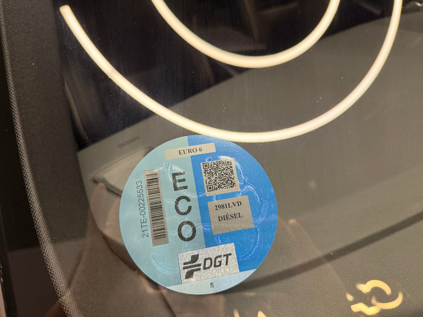 VOLVO  XC60 2.0 B4 D Ultimate Dark Auto FUL IMPOLUTO