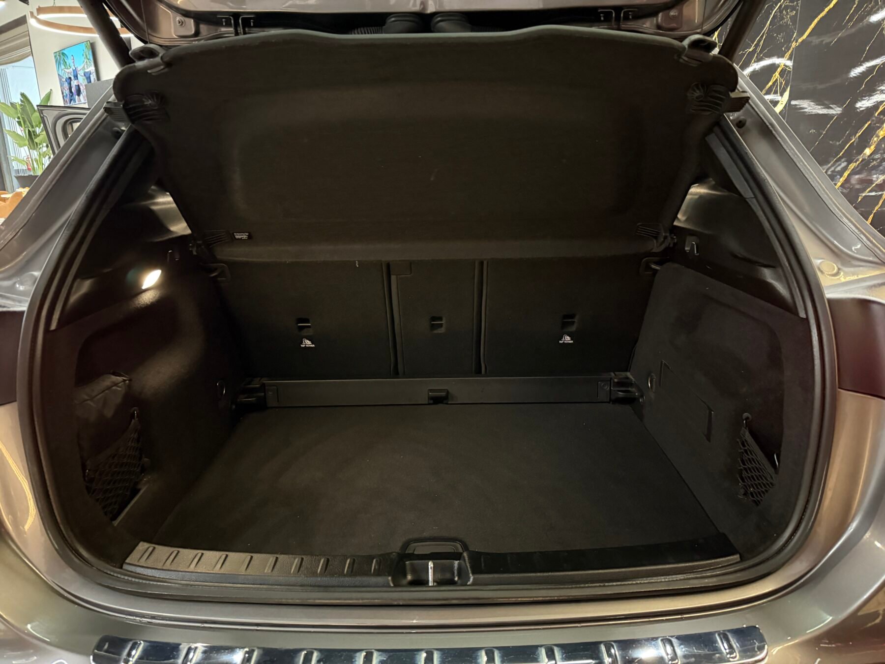 MERCEDES-BENZ GLA 200D 4MATIC AMG Edition Motor Mercedes con CADENAFUL FUL FUL