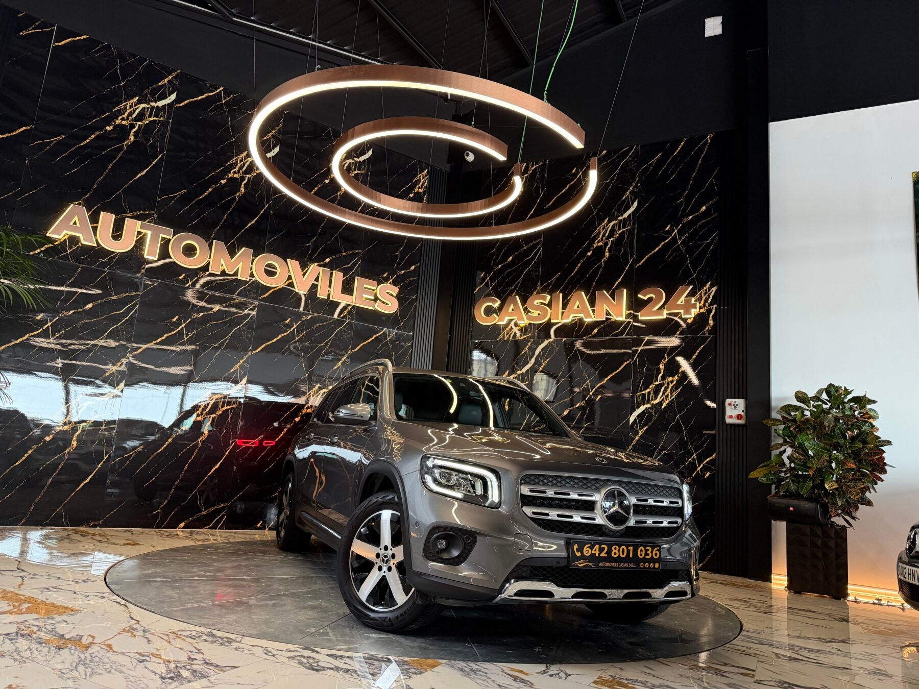 MERCEDES-BENZ GLB 200d Sport Edition Motor MERCEDES CON CADENA