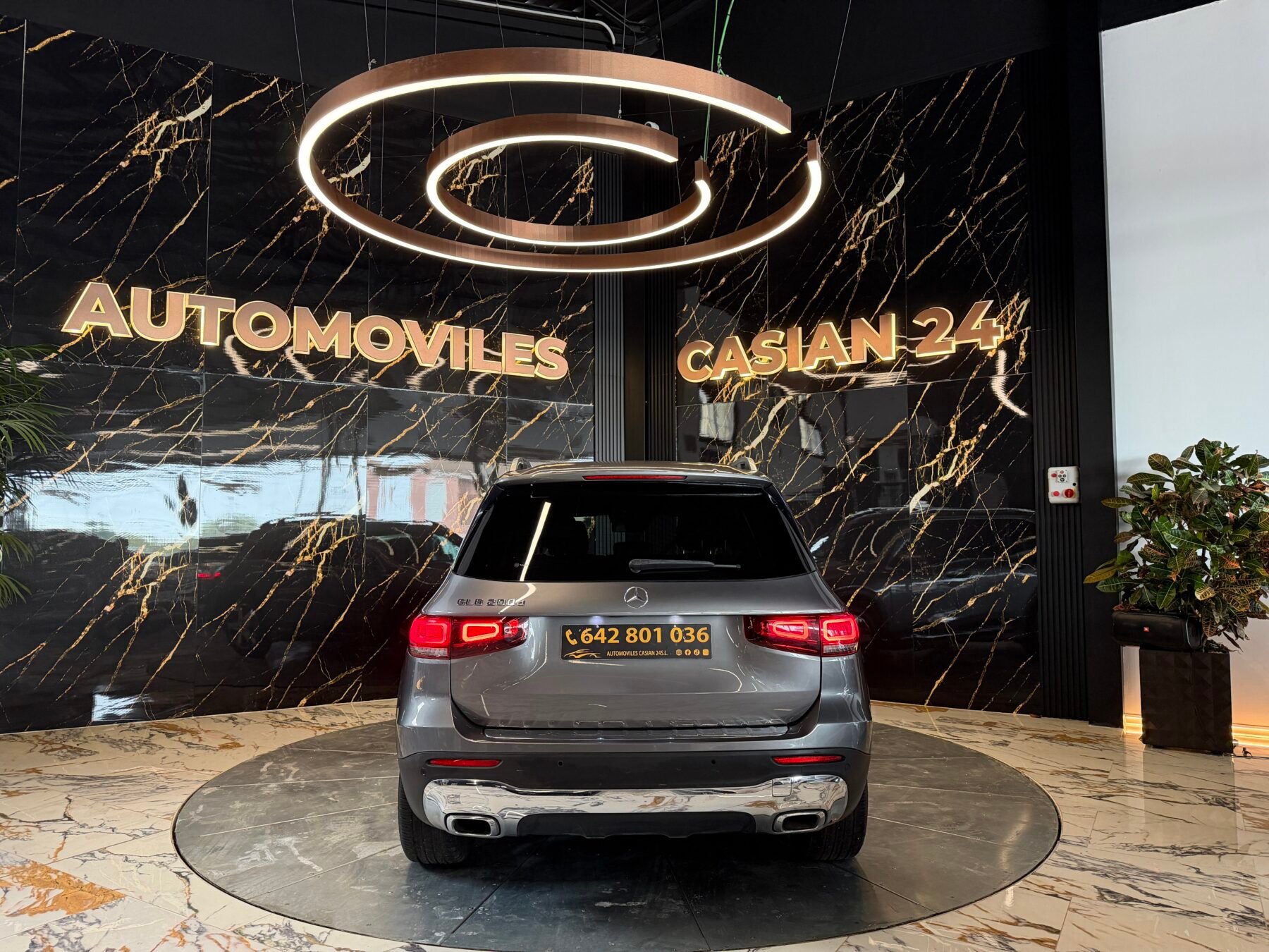 MERCEDES-BENZ GLB 200d Sport Edition Motor MERCEDES CON CADENA