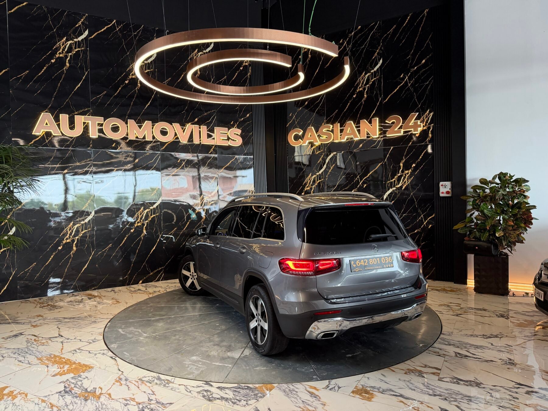 MERCEDES-BENZ GLB 200d Sport Edition Motor MERCEDES CON CADENA