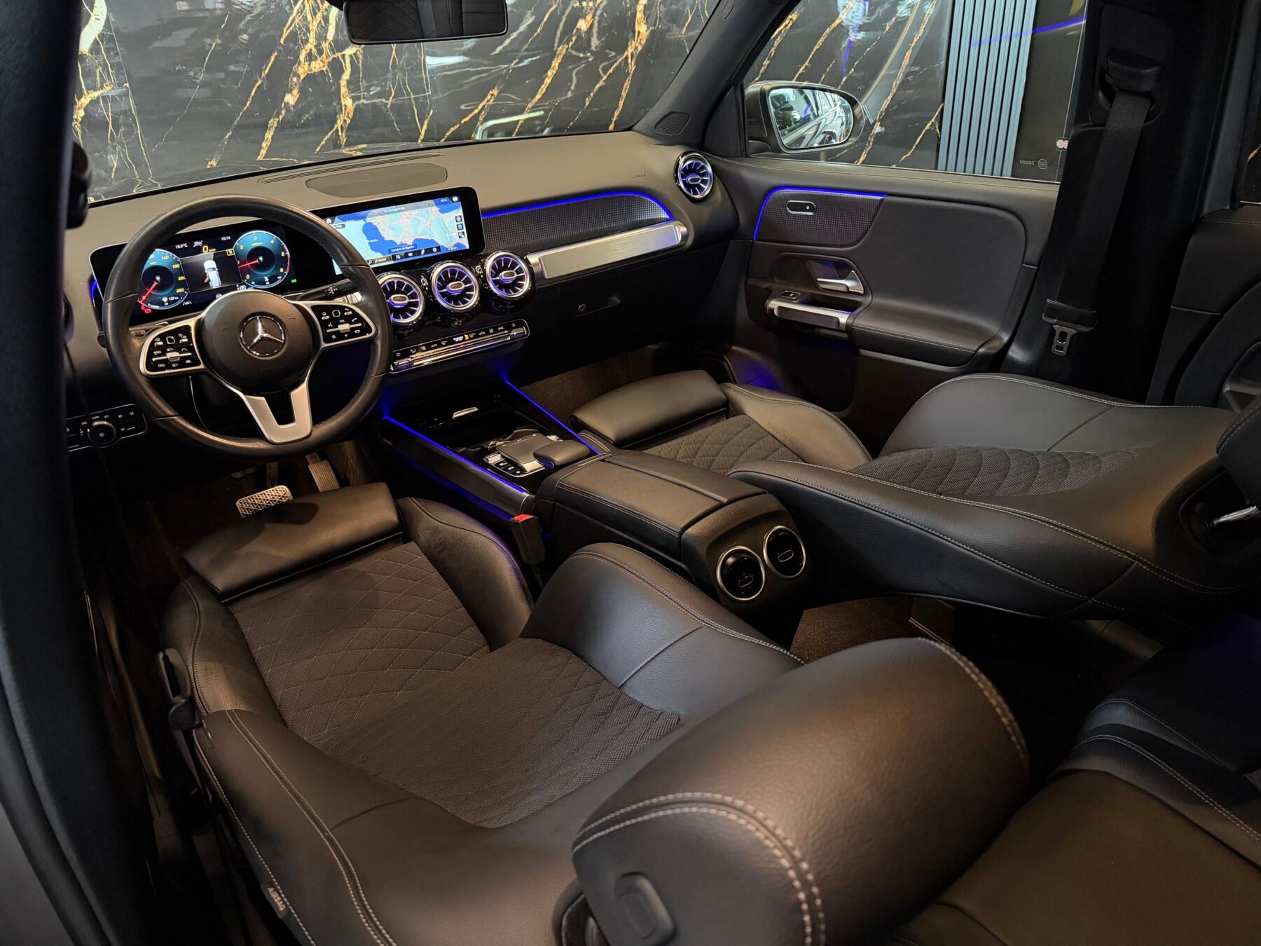 MERCEDES-BENZ GLB 200d Sport Edition Motor MERCEDES CON CADENA