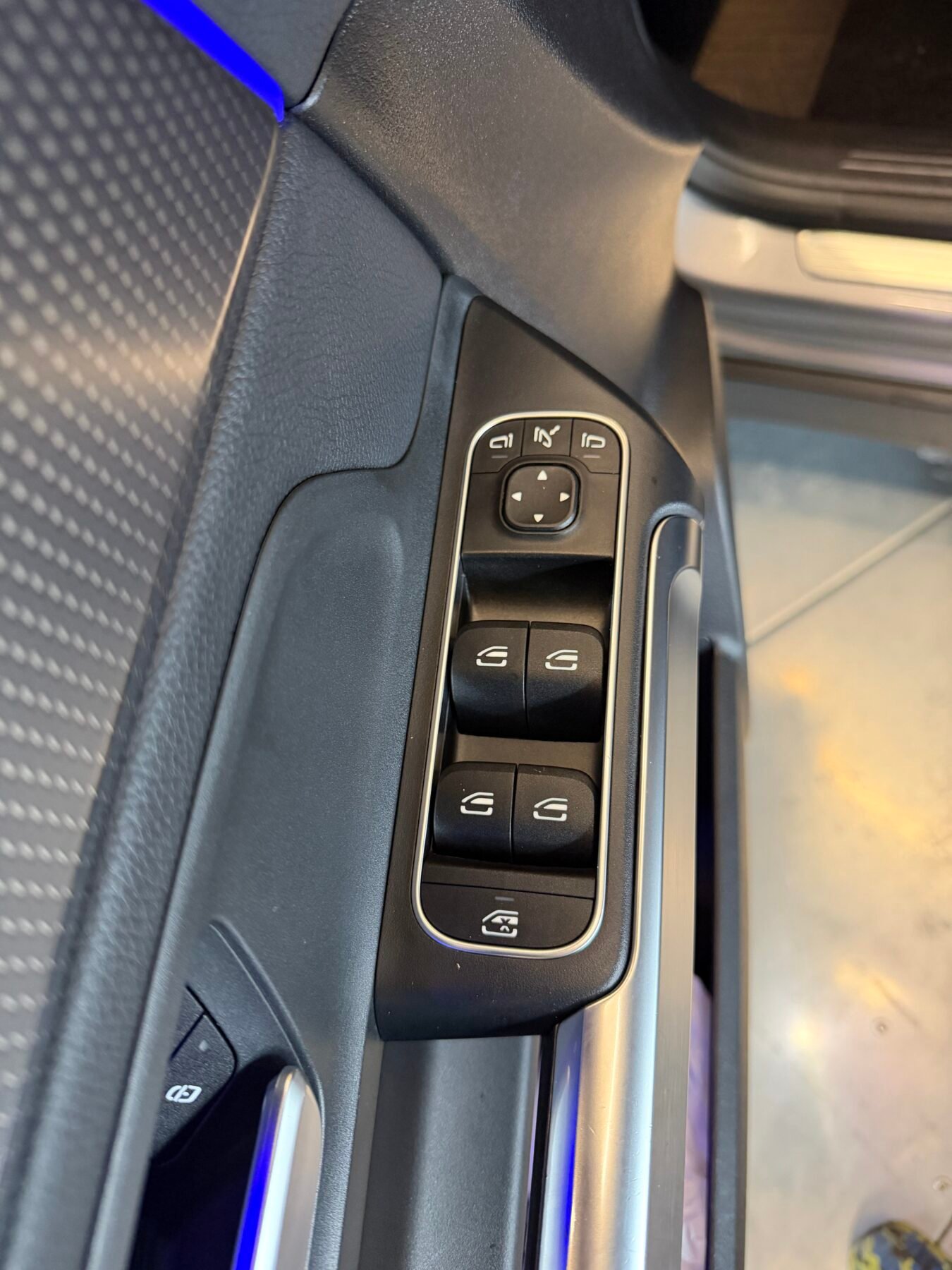 MERCEDES-BENZ GLB 200d Sport Edition Motor MERCEDES CON CADENA