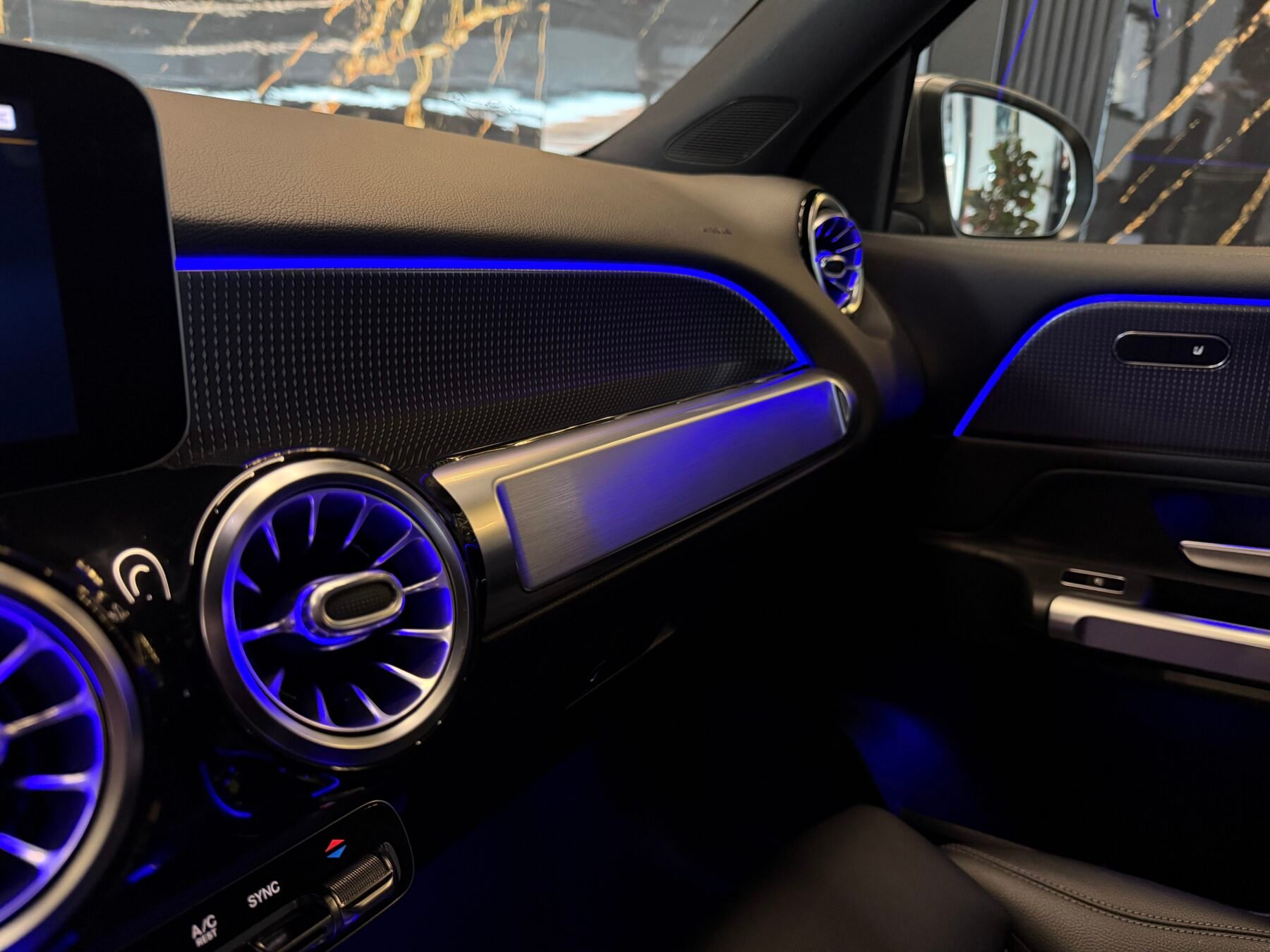 MERCEDES-BENZ GLB 200d Sport Edition Motor MERCEDES CON CADENA