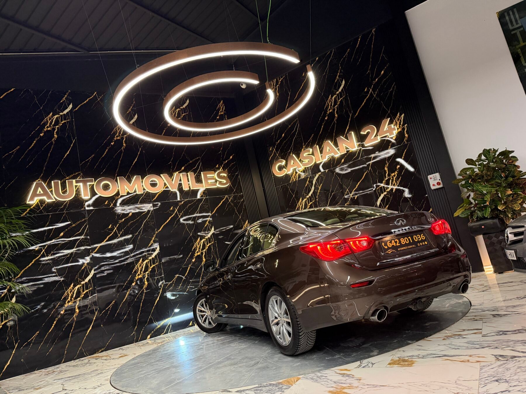 INFINITI Q50 2.2D 170CV SPORT Edition 7G Motor Mercedes con CADENA