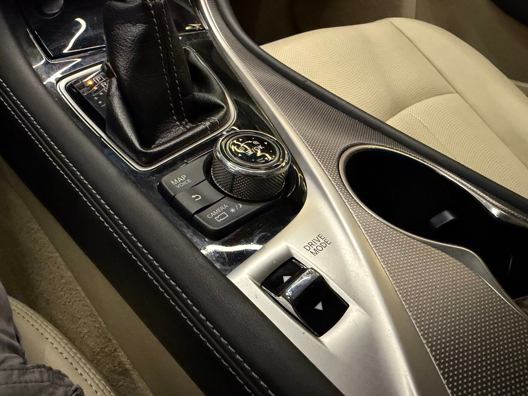 INFINITI Q50 2.2D 170CV SPORT Edition 7G Motor Mercedes con CADENA