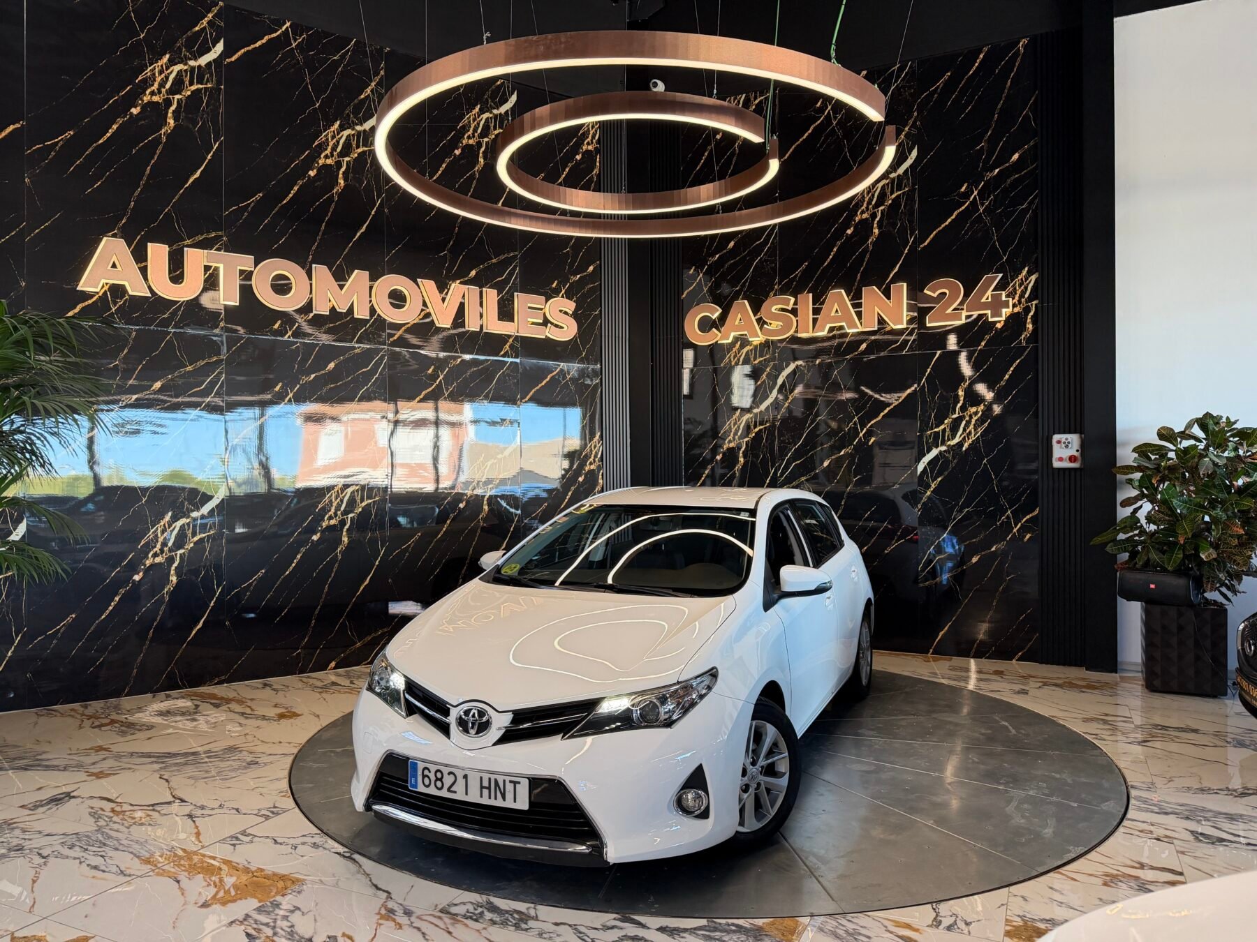 TOYOTA Auris 1.4 Diesel 90CV  Sport 4Cilindros en Linea