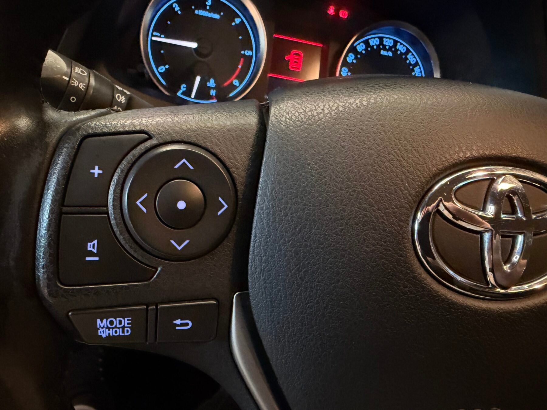 TOYOTA Auris 1.4 Diesel 90CV  Sport 4Cilindros en Linea