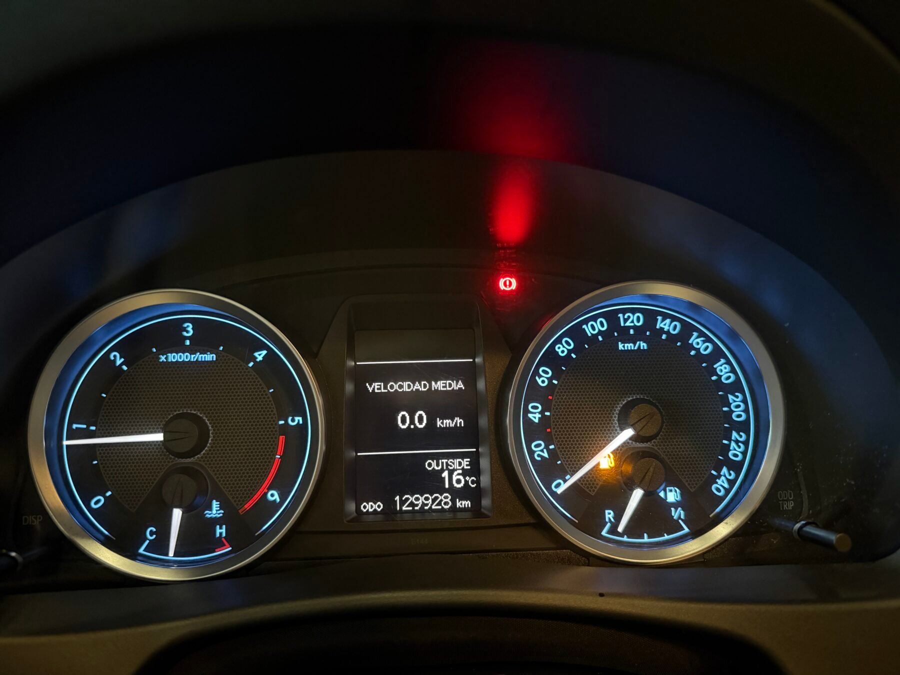 TOYOTA Auris 1.4 Diesel 90CV  Sport 4Cilindros en Linea