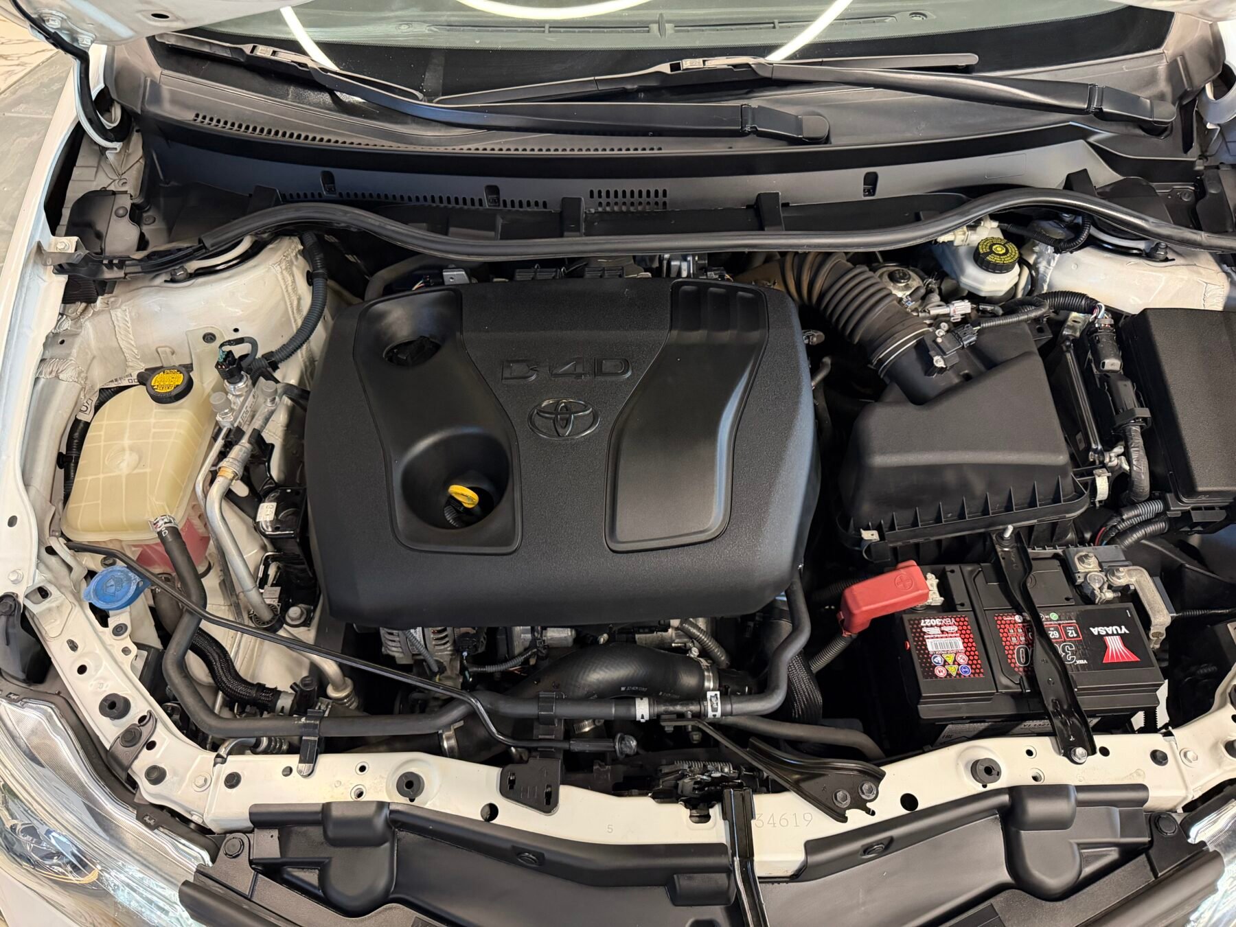 TOYOTA Auris 1.4 Diesel 90CV  Sport 4Cilindros en Linea