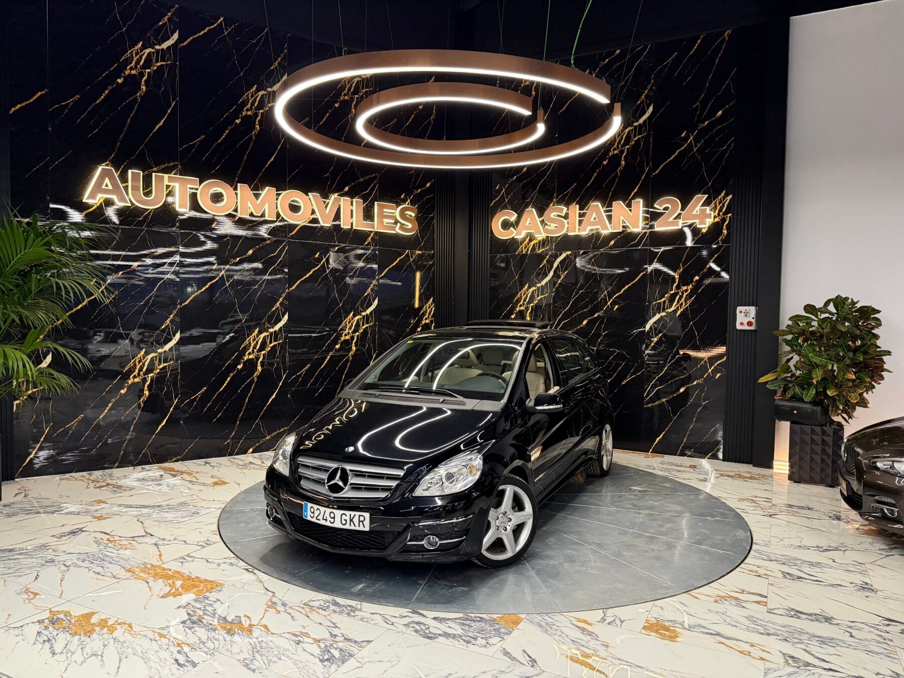 MERCEDES-BENZ Clase B B 180 CDI Sport Edition Motor MERCEDES CON CADENA IRROMPIBLE