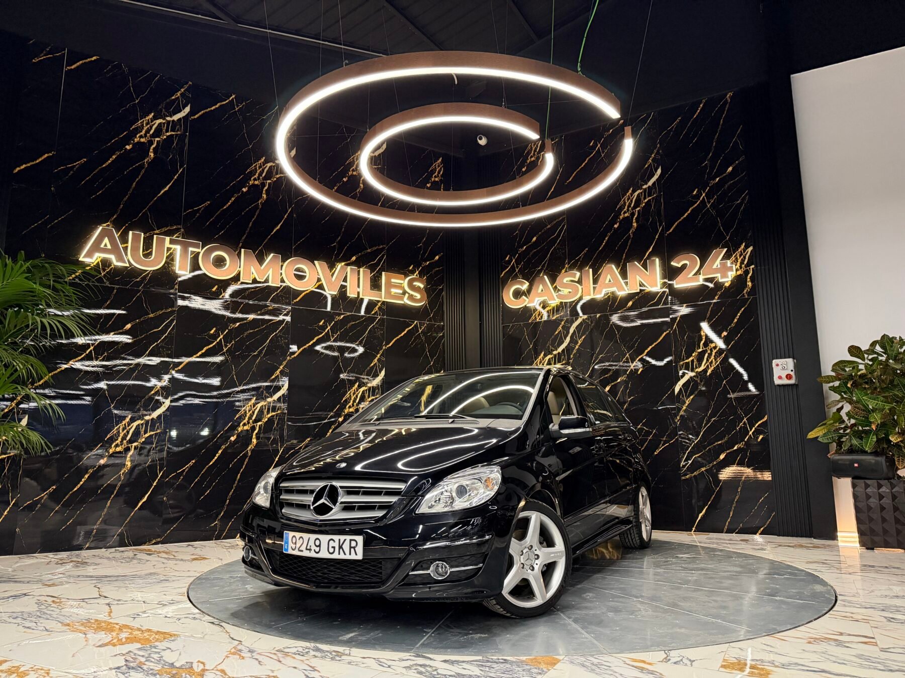 MERCEDES-BENZ Clase B B 180 CDI Sport Edition Motor MERCEDES CON CADENA IRROMPIBLE