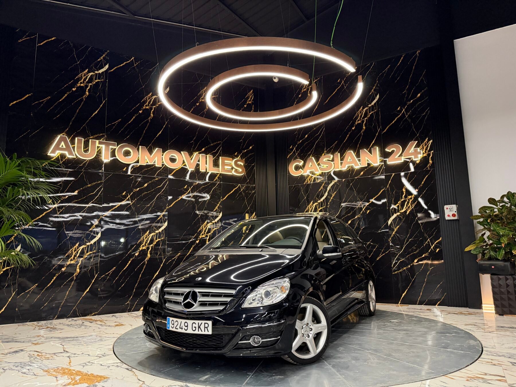 MERCEDES-BENZ Clase B B 180 CDI Sport Edition Motor MERCEDES CON CADENA IRROMPIBLE