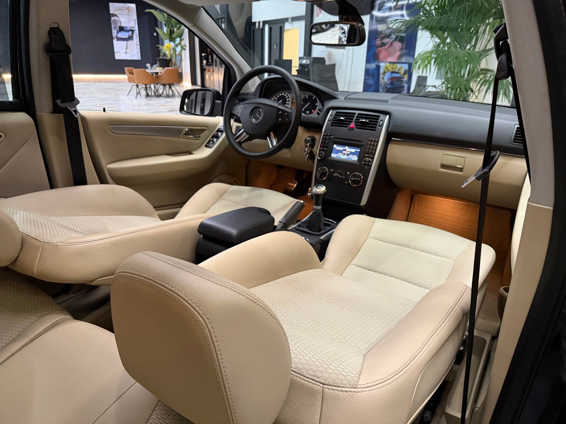 MERCEDES-BENZ Clase B B 180 CDI Sport Edition Motor MERCEDES CON CADENA IRROMPIBLE