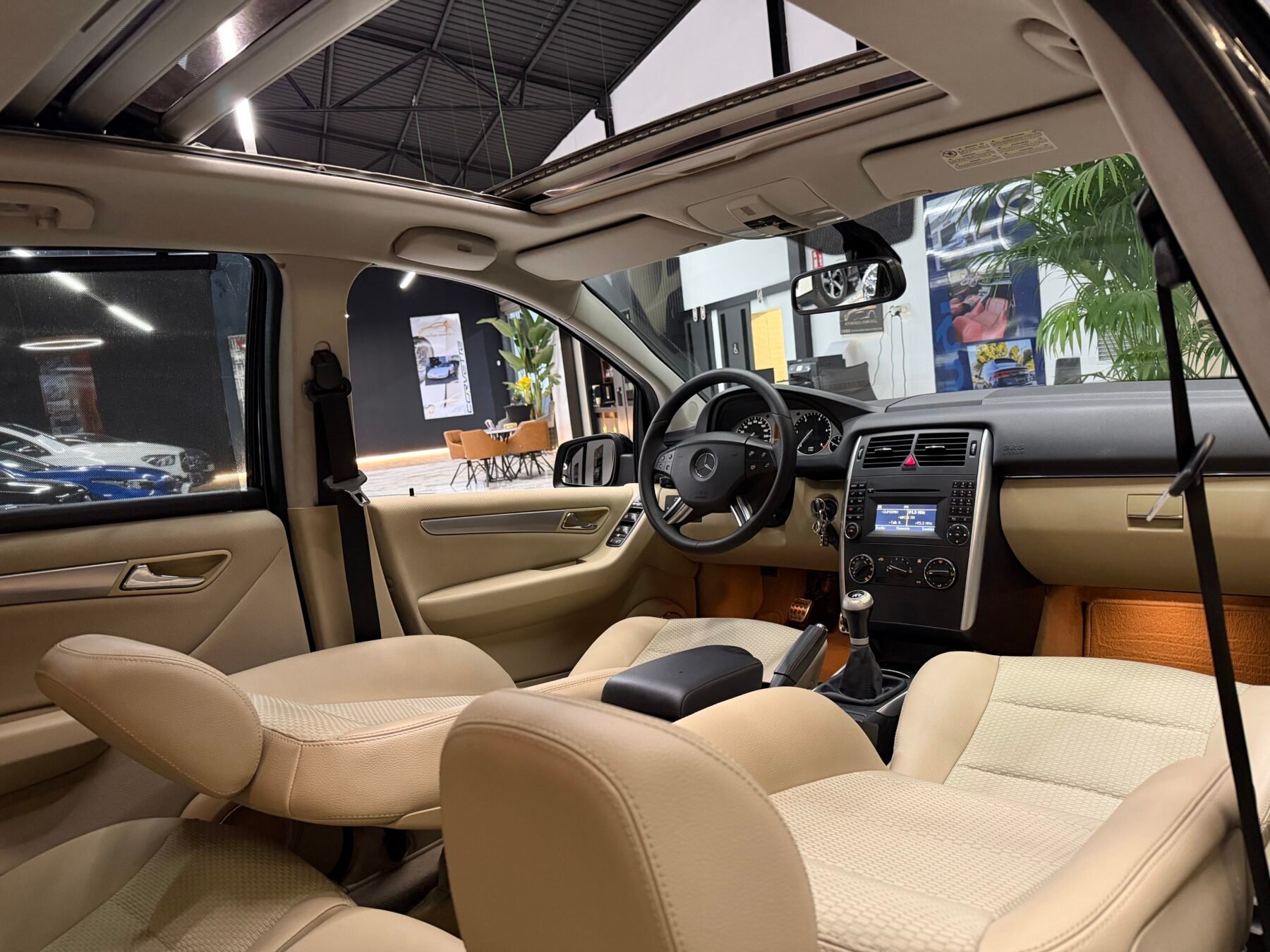 MERCEDES-BENZ Clase B B 180 CDI Sport Edition Motor MERCEDES CON CADENA IRROMPIBLE