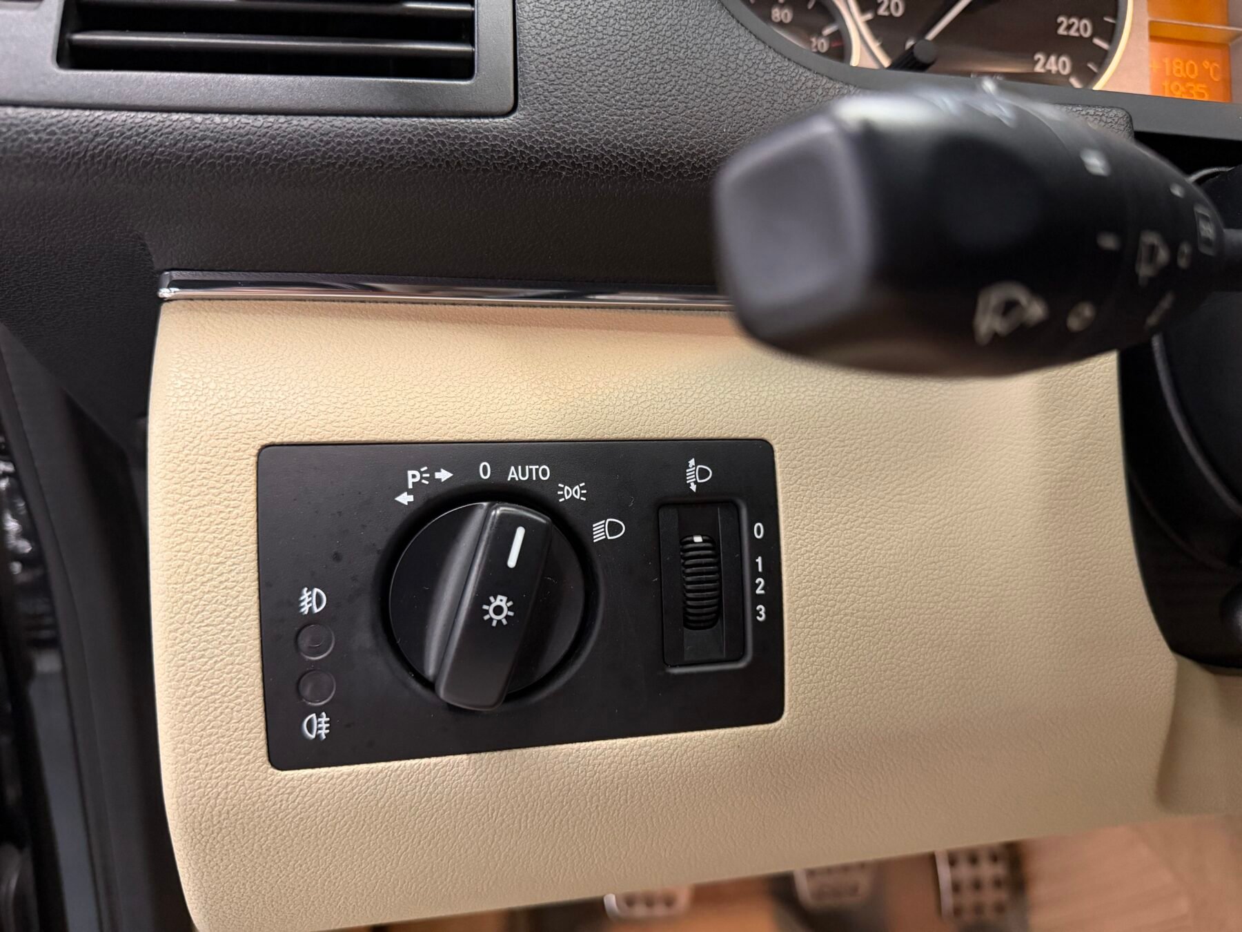 MERCEDES-BENZ Clase B B 180 CDI Sport Edition Motor MERCEDES CON CADENA IRROMPIBLE