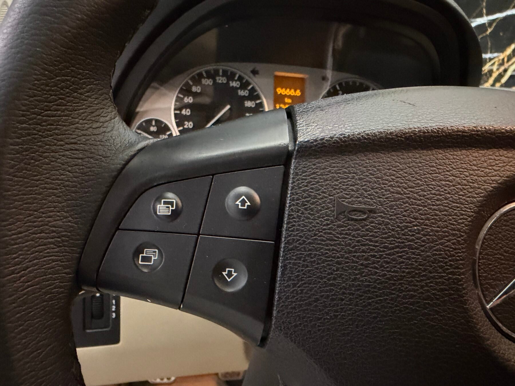 MERCEDES-BENZ Clase B B 180 CDI Sport Edition Motor MERCEDES CON CADENA IRROMPIBLE