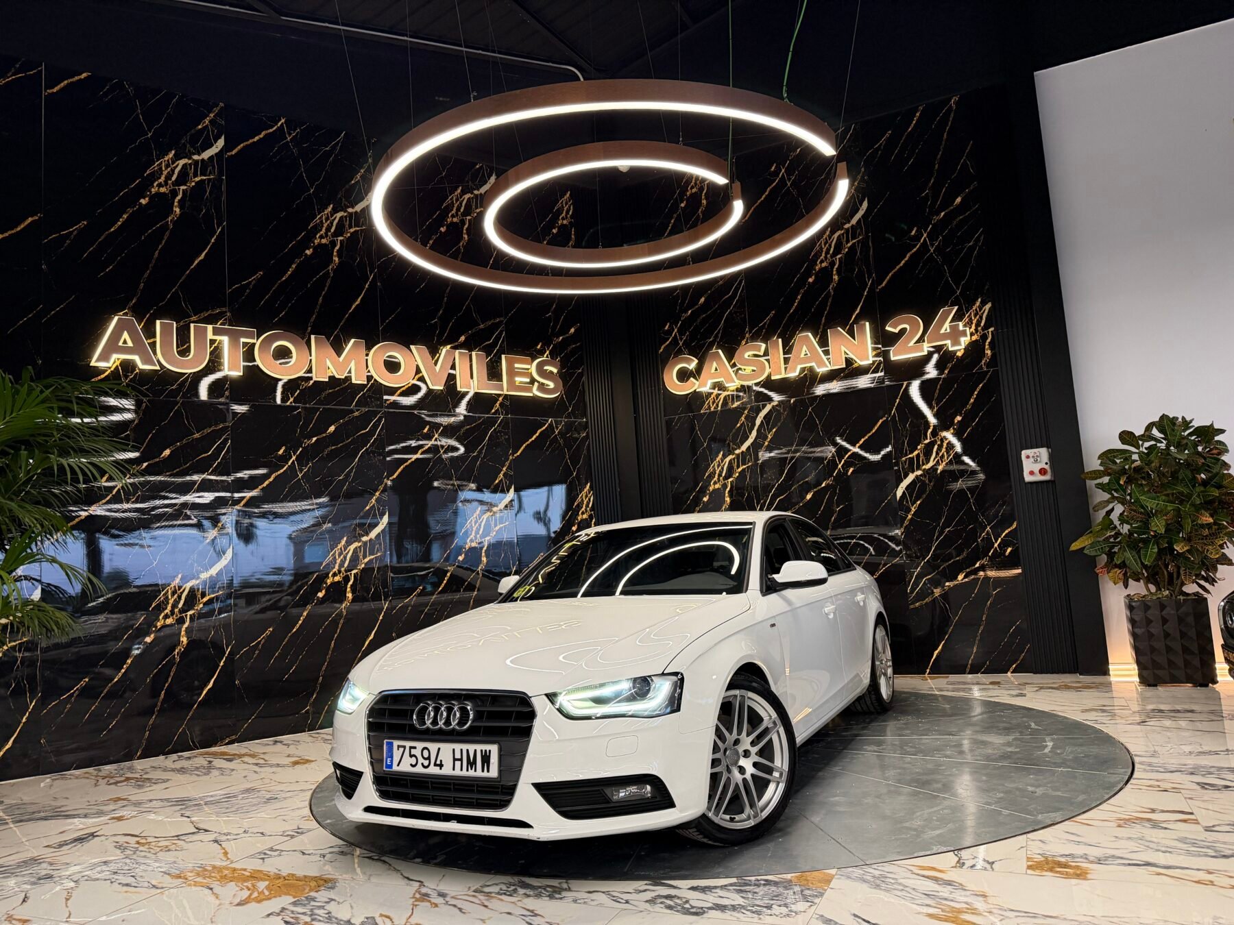 AUDI A4 2.0 TDI 150CV S line edition IMPOLUTO NACIONAL