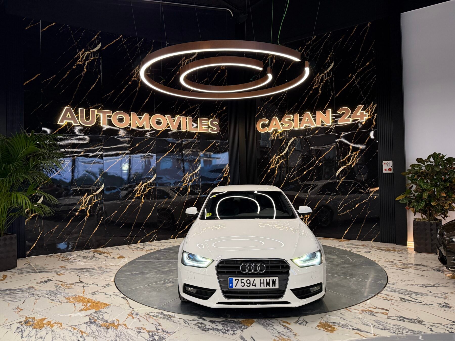 AUDI A4 2.0 TDI 150CV S line edition IMPOLUTO NACIONAL